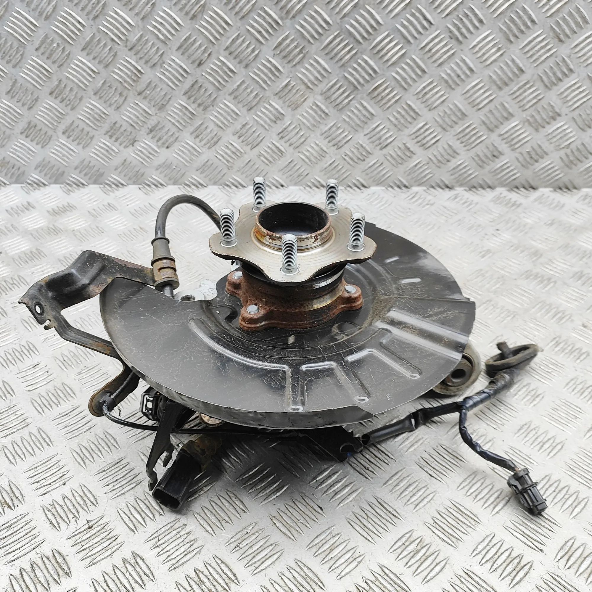 Nissan Ariya Rear Left Wheel Hub Spindle 43019-4PM0A Rear Left Wheel Hub Spindle NISSAN ...