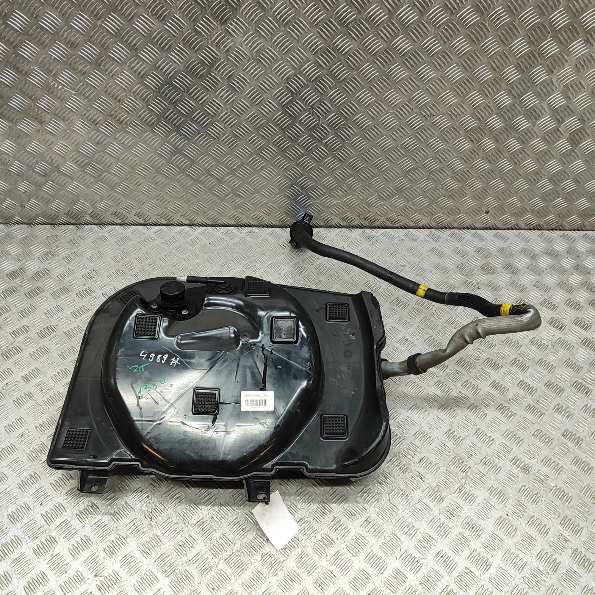 Maserati Ghibli Adblue tank 670105595, 0444040006, 68231288AG, F01C250141, ...