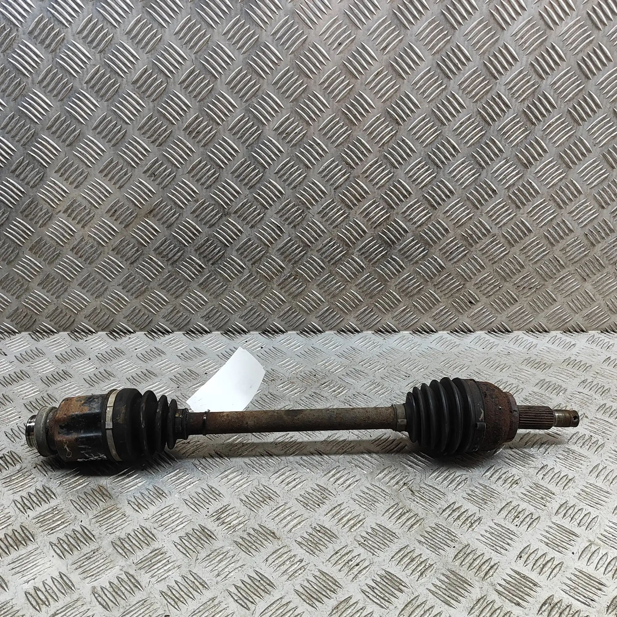 Mitsubishi Lancer Front Right Driveshaft 3815A208 Front Right Driveshaft MITSUBISHI LANC...