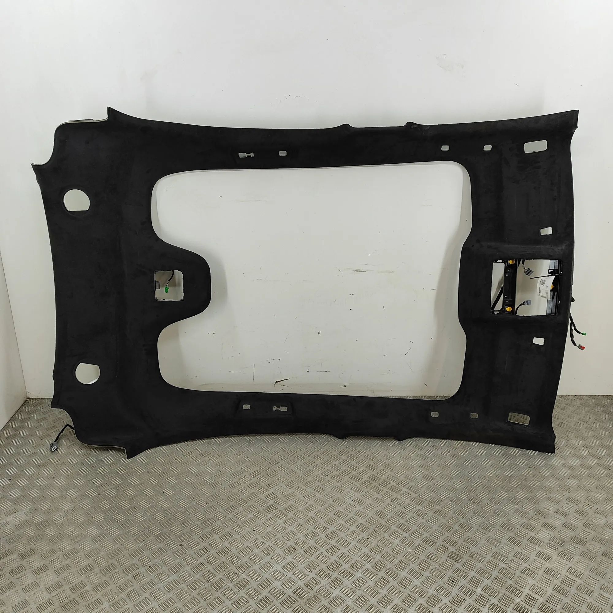 Jaguar I-Pace Roof Headliner J9D3-51967-DA8PBS Roof Headliner JAGUAR I-PACE ...