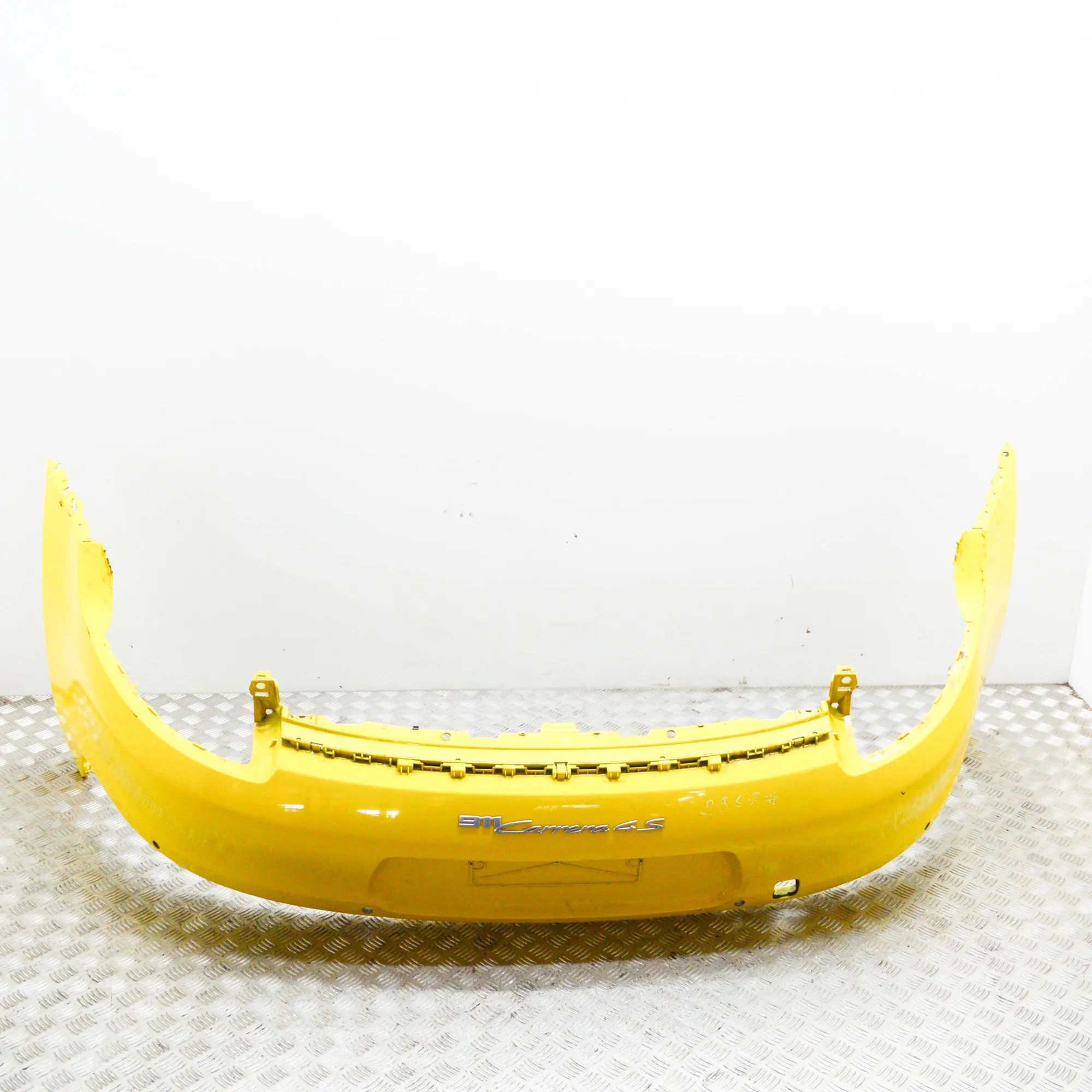 Porsche 911 (991) rear bumper 992.807.421.P, 992807421P Rear Bumper PORSCHE 9...