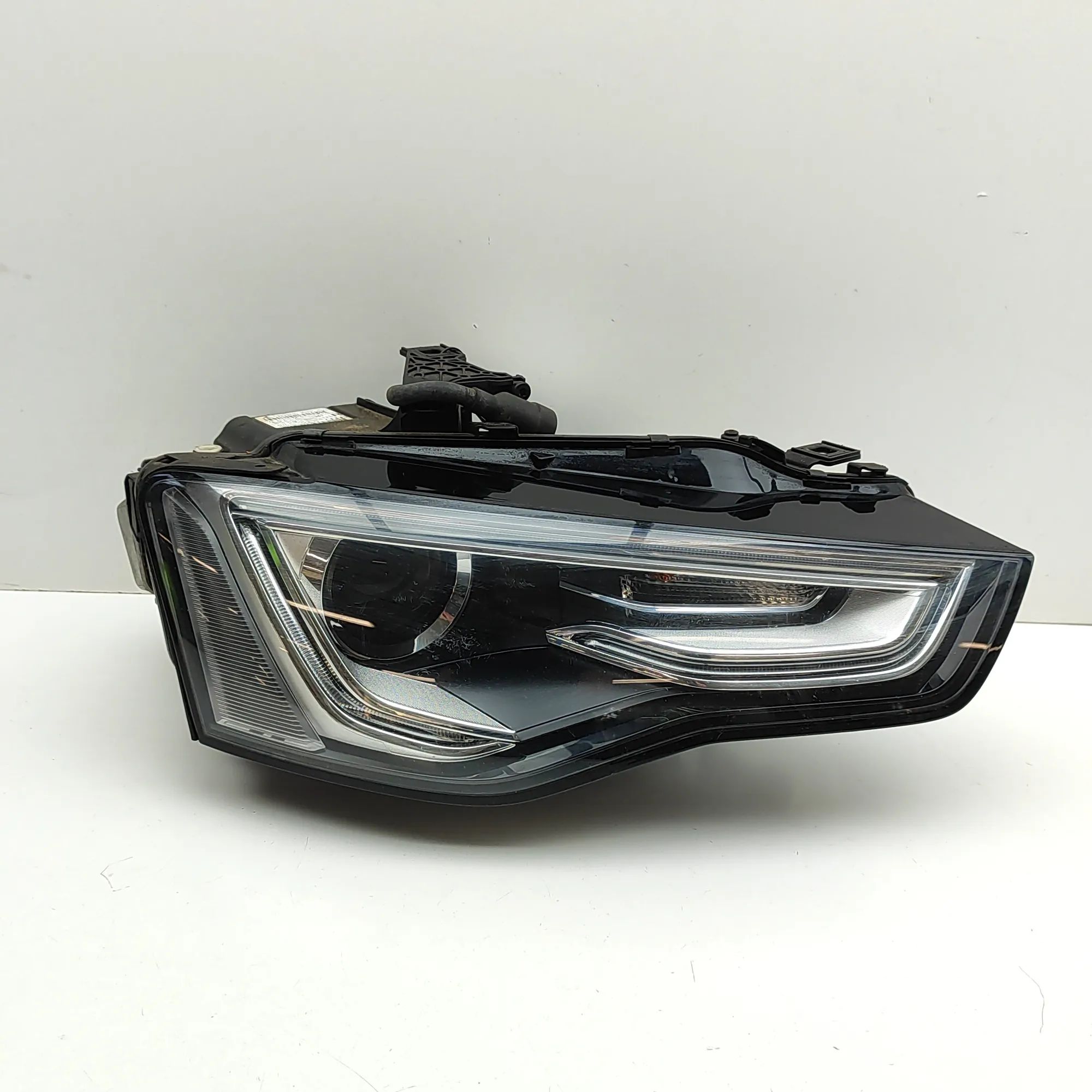 Audi A5 (B8) Front Right Headlight 4G0907697D, 8K0941597E, W003T22071, 8T0941006D ...