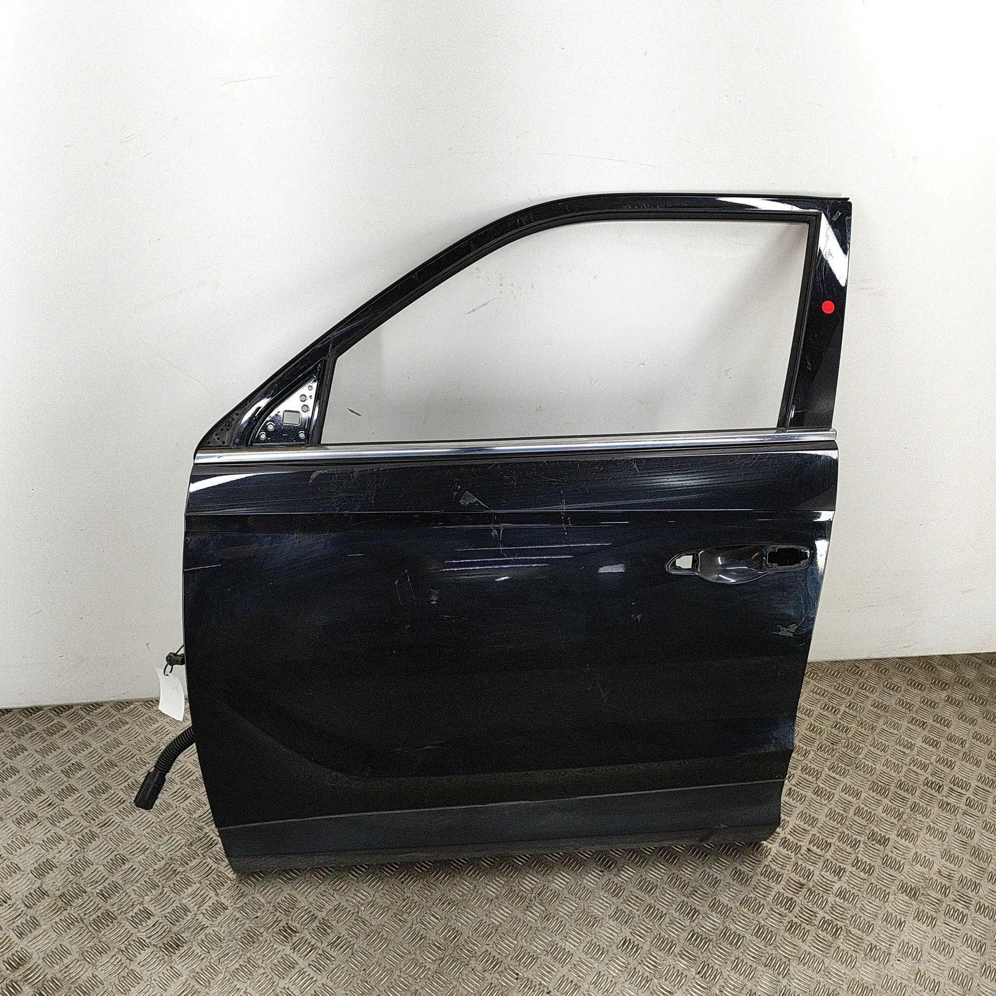 Ssangyong Korando Front Left Door 62011-37000 Front Left Door SSANGYONG KORANDO (...
