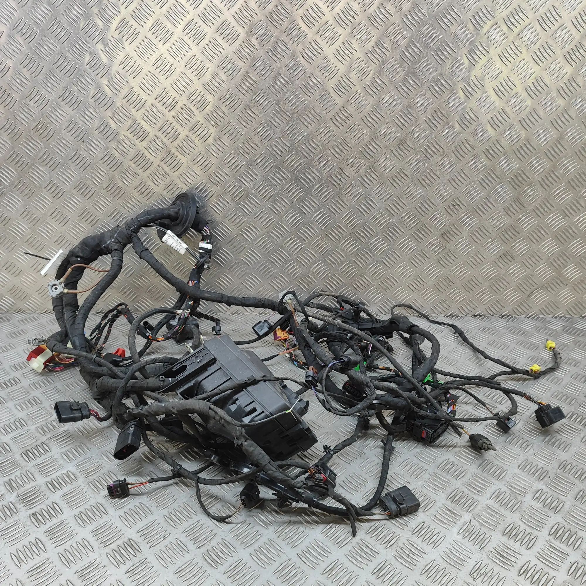 Audi Q4 e-tron Cable Harness TAB016490BE Cable Harness AUDI Q4 (Sportback F4...