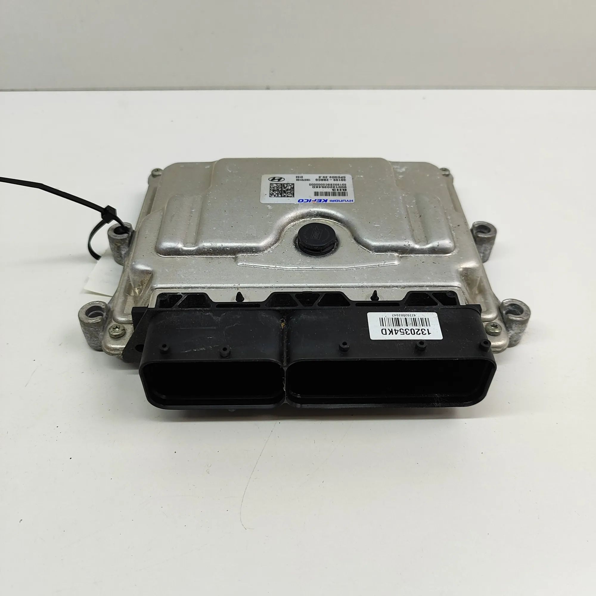 Kia Sportage Engine Control Unit 391992BBC0, 39199-2BBC0 Engine Control Unit KIA...