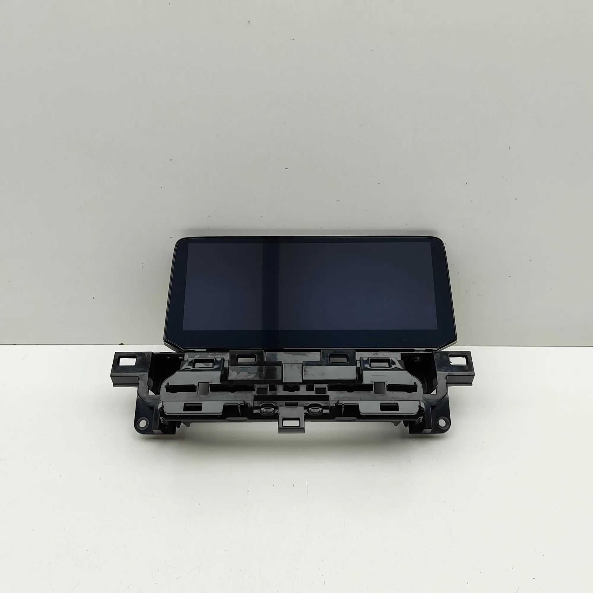 Mazda CX-5 (KF) Navigation Screen Display KDSR-61-1J0 Navigation Screen Display MAZDA CX-...