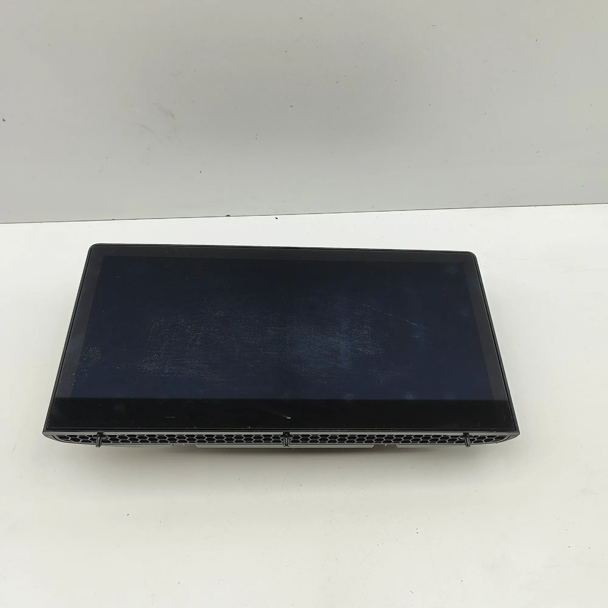 Ford Kuga Navigation Screen Display PV4B-18B955-LE, PV4B-18B955-LE3UAW Navigation S...
