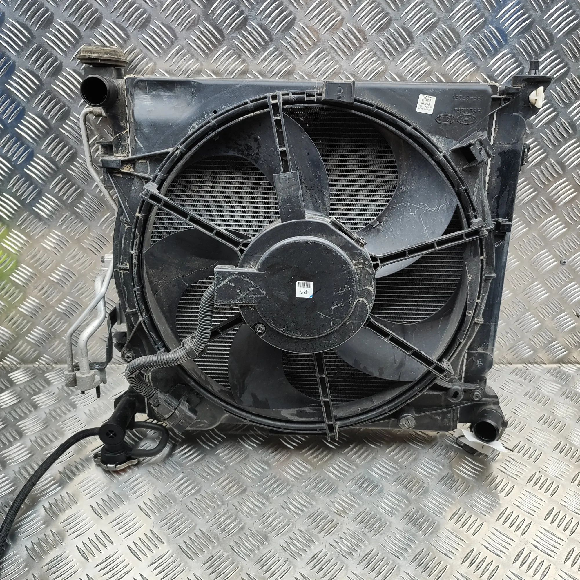 Kia Optima (JF) Cooling Radiator Pack 25380-D4300, 97606-D4150, 023000-1821 Cooling R...