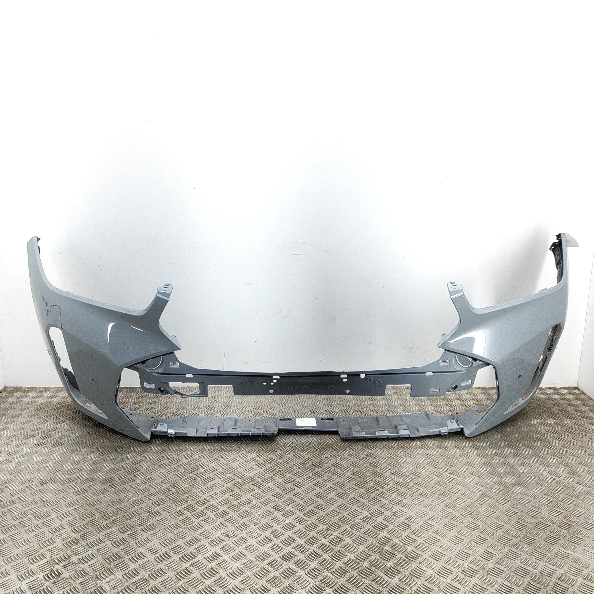 BMW X6 (F16) front bumper 8085644 Front Bumper BMW X6G06 (2019-...)

Part...