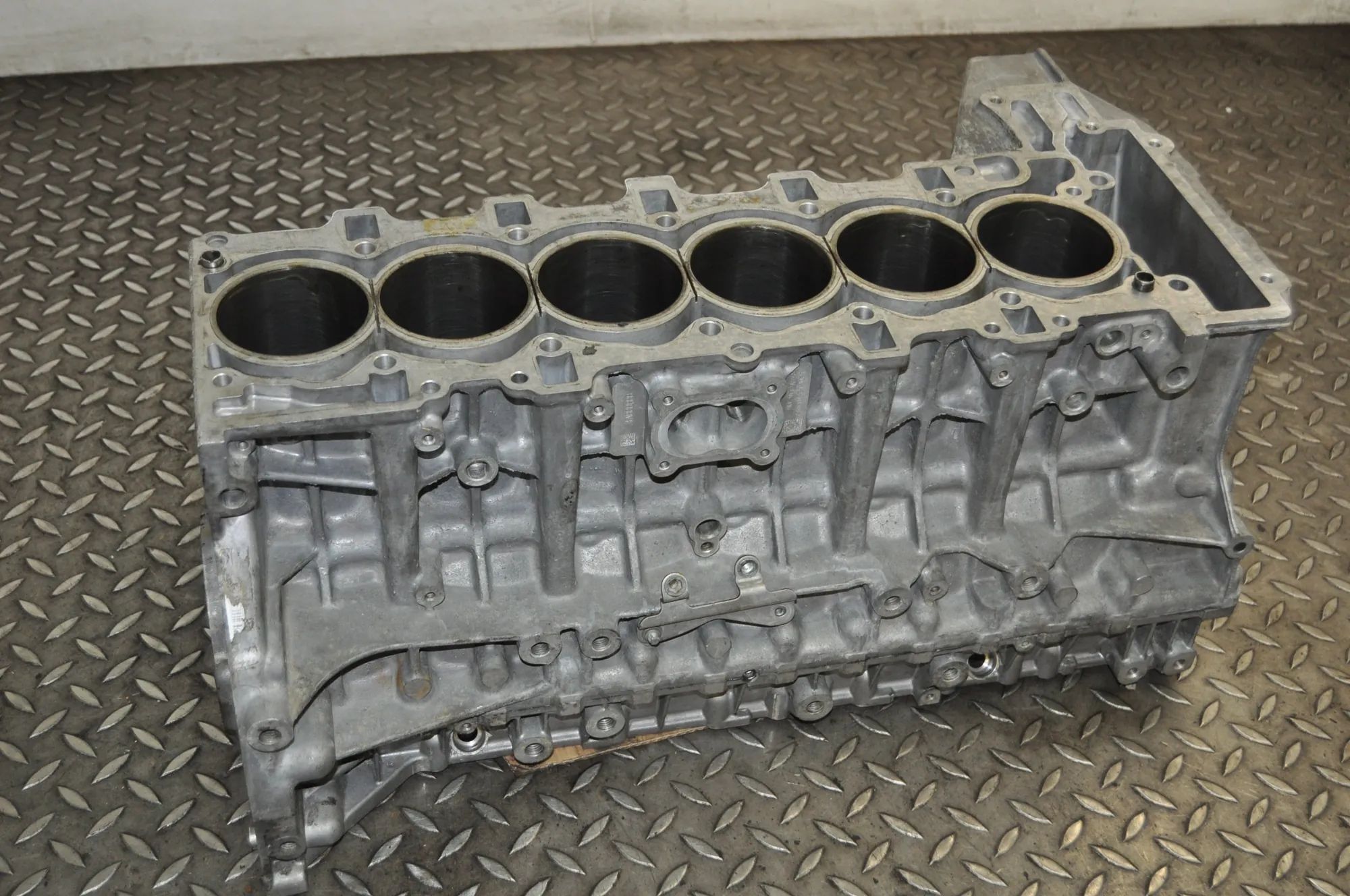 BMW 3 (E46) блок двигателя 7576336 Engine Block BMW 3 SERIES (Coupe E92) (...
