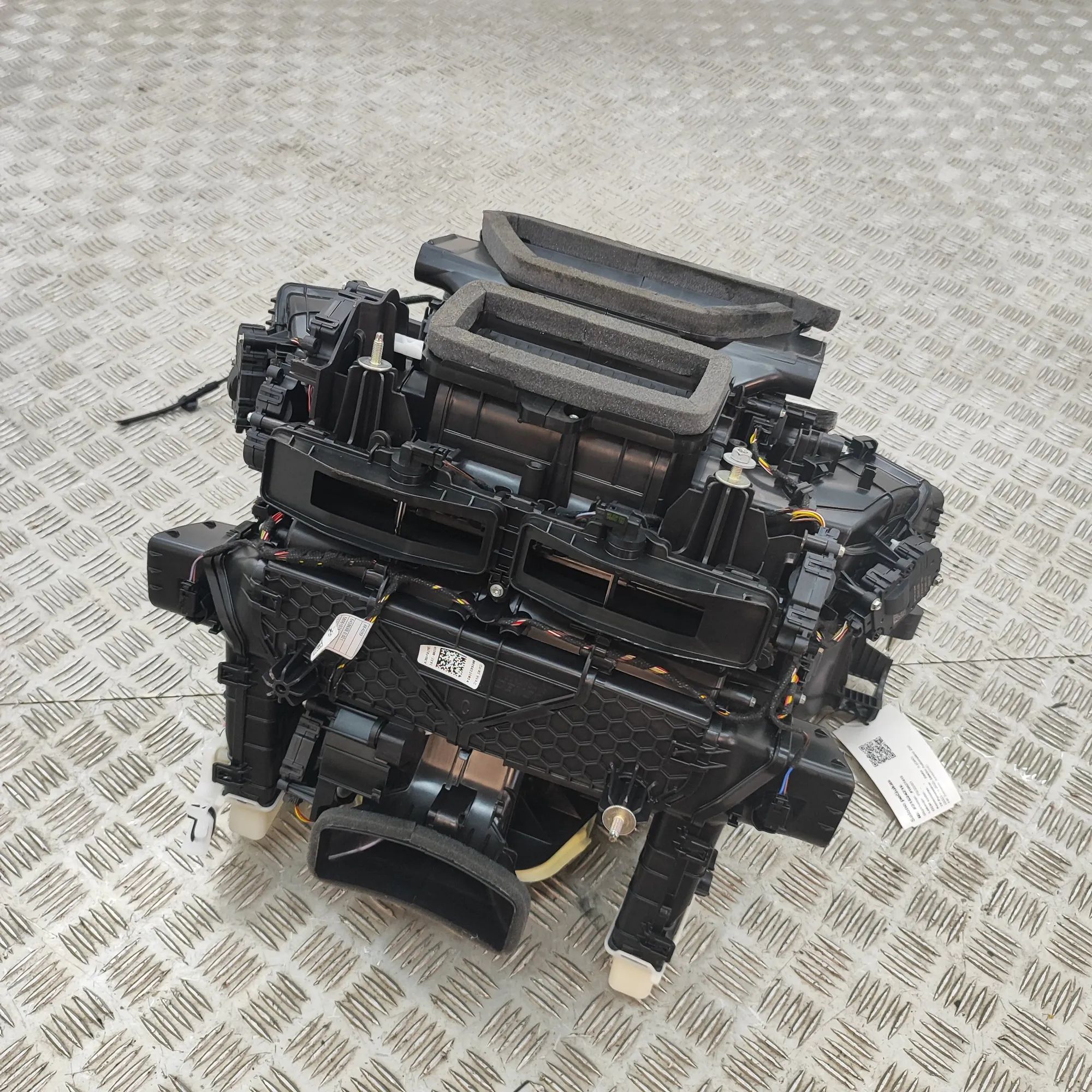 BMW 5 / i5 (G60 / G61) Interior Heater CZ113930-2261, 225270-10, 4B16807, 5A67207, 225...