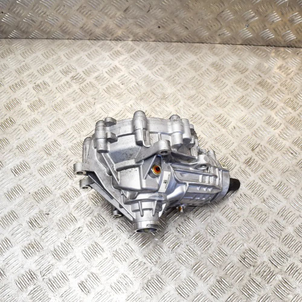 Maserati Levante front differential 06701040570, 6701040570, 670104057 Front Differ...