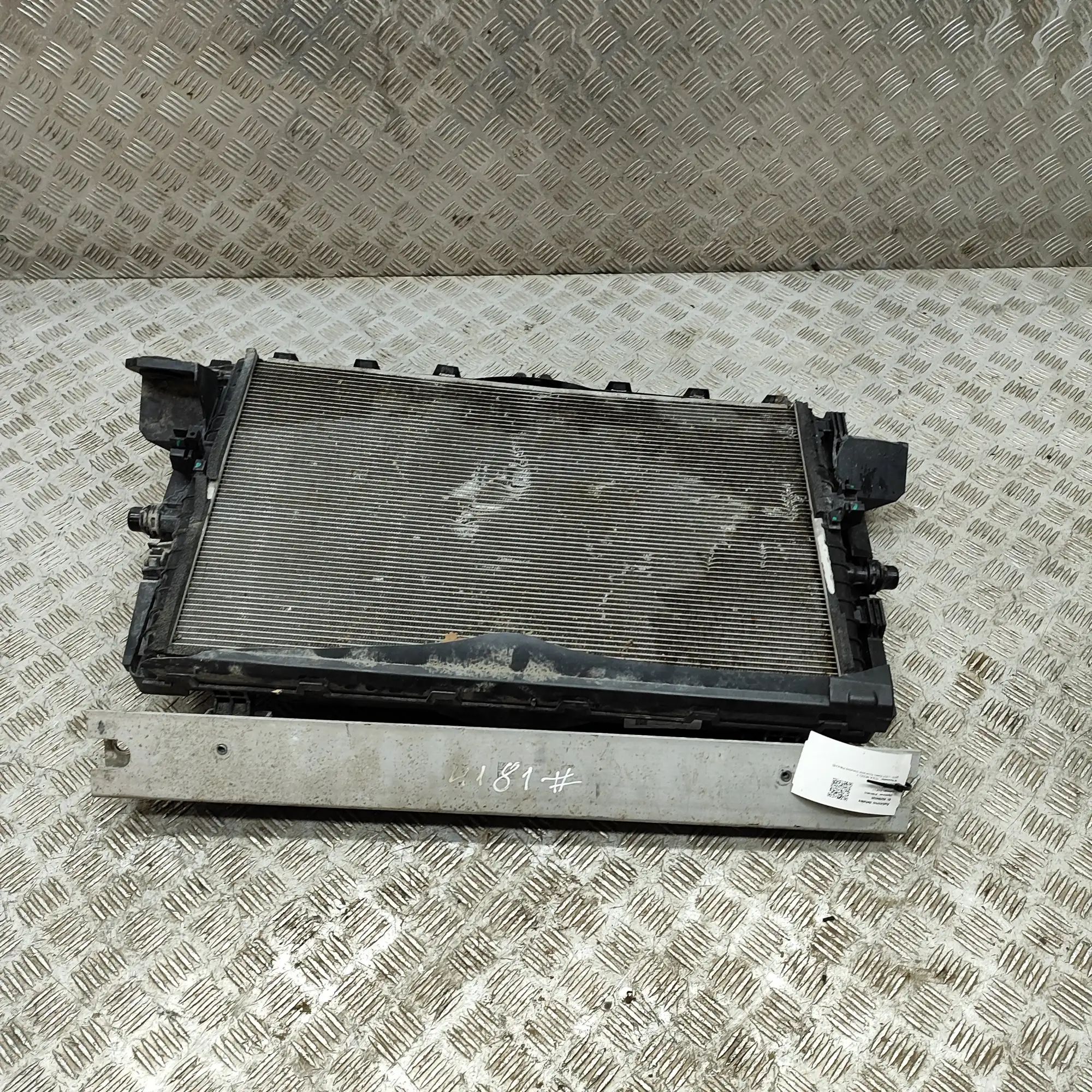 Tesla Model Y Cooling Radiator Pack 1607808-00-A, 1667529-00-A Cooling Radiator Pac...