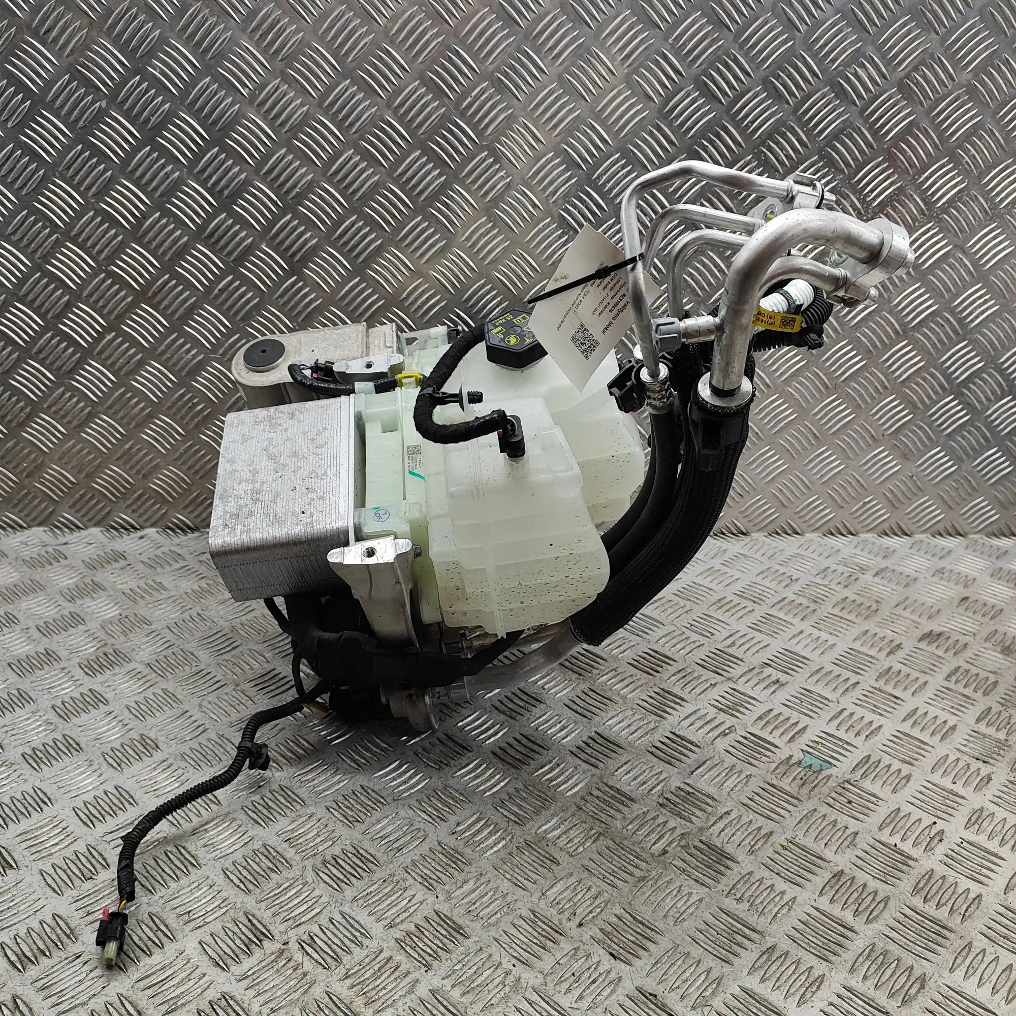 Tesla Model Y Other Control Units 1625000-A1-B, 1613703-00-B, 1506859-00-D, 15230...