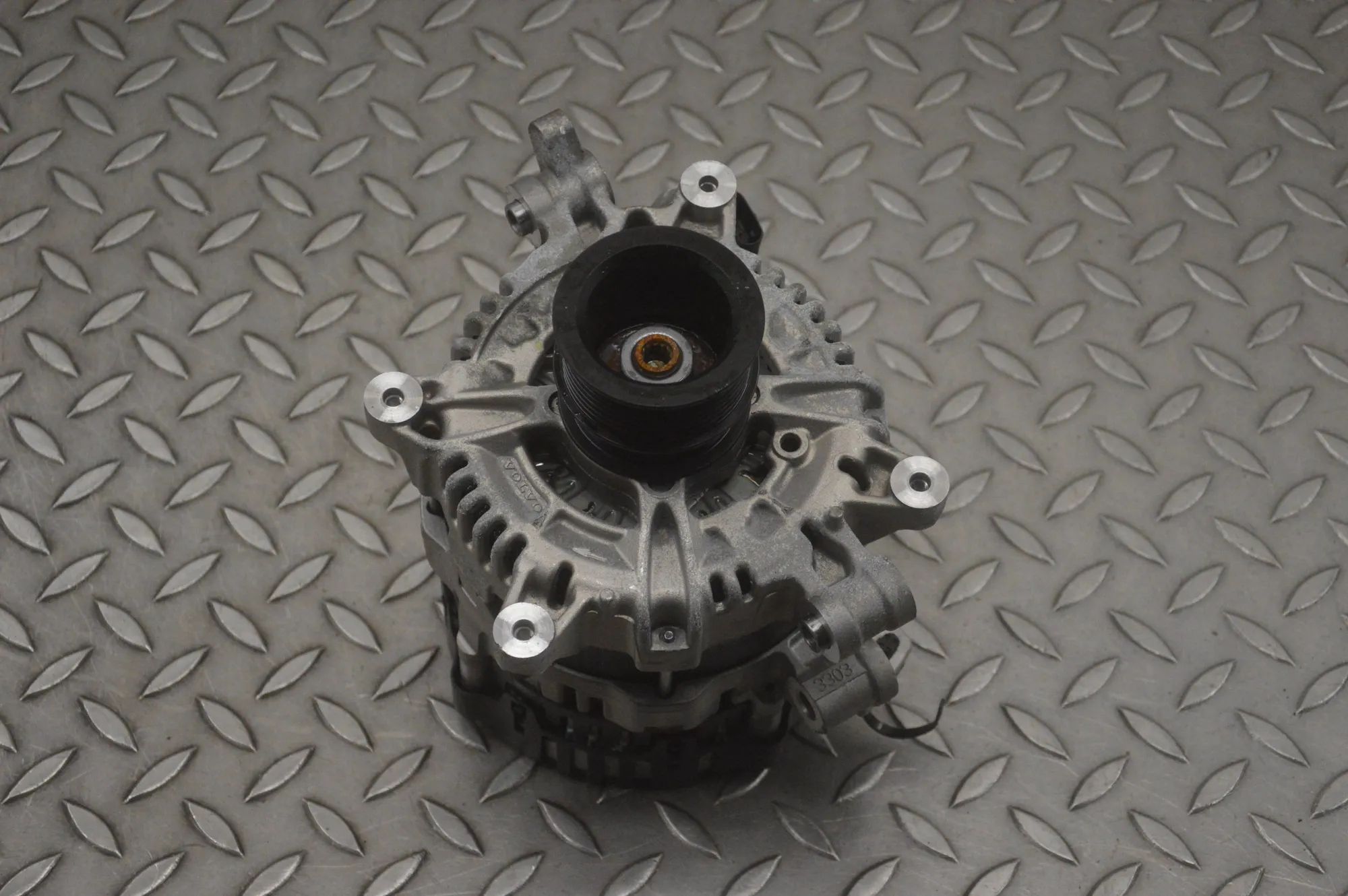 Volvo XC40 / EX40 Alternator Generator 32406403 Alternator Generator VOLVO XC40 (536) ...