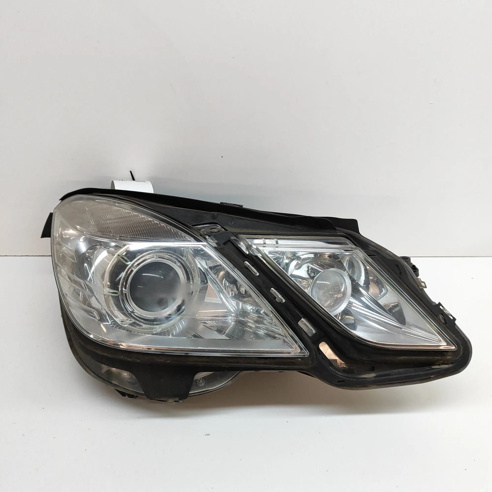 Mercedes-Benz A (W169) Front Right Headlight A2129007804, A2128205626, A2129024202, 5DC00906...