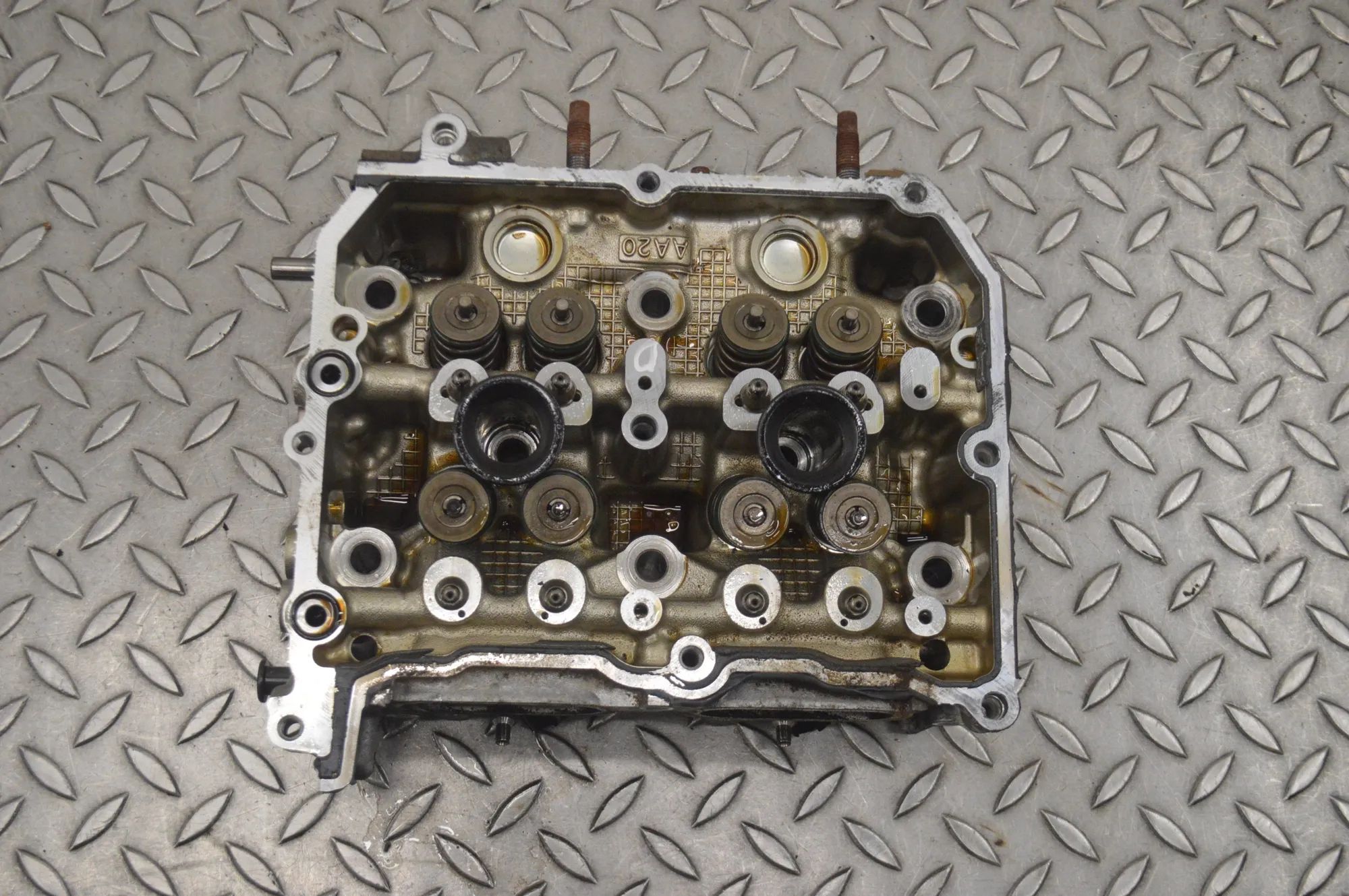 Toyota GT86 Right Side Engine Head B0668206, R1040, AA20 Right Side Engine Head TO...