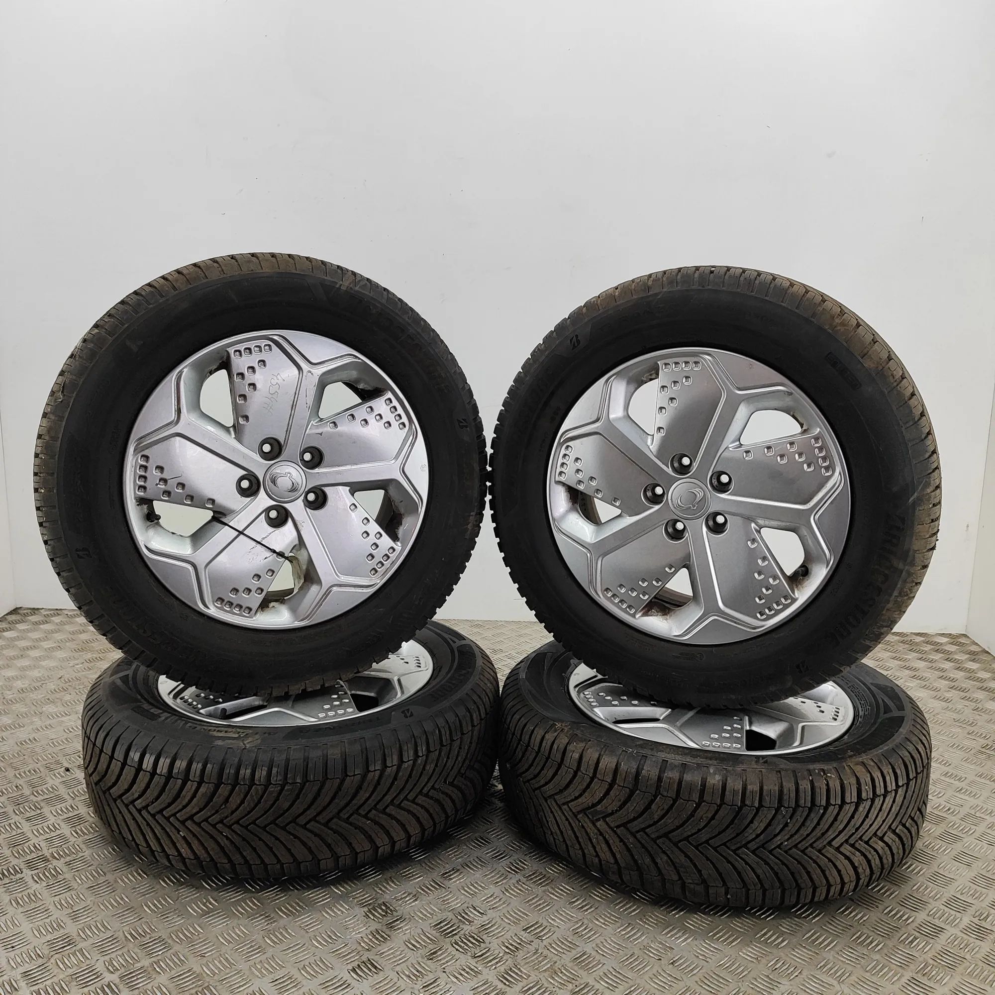 Ssangyong Korando Alloy Wheel Set 41730-39000 Alloy Wheel Set SSANGYONG KORANDO (...