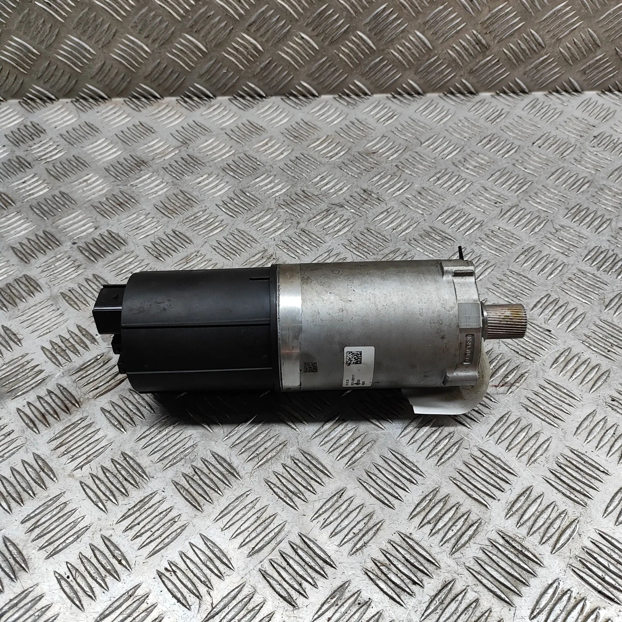 Mercedes-Benz GLE (W167) Steering Rack Motor A1674601901 Steering Rack Motor MERCEDES-BENZ G...