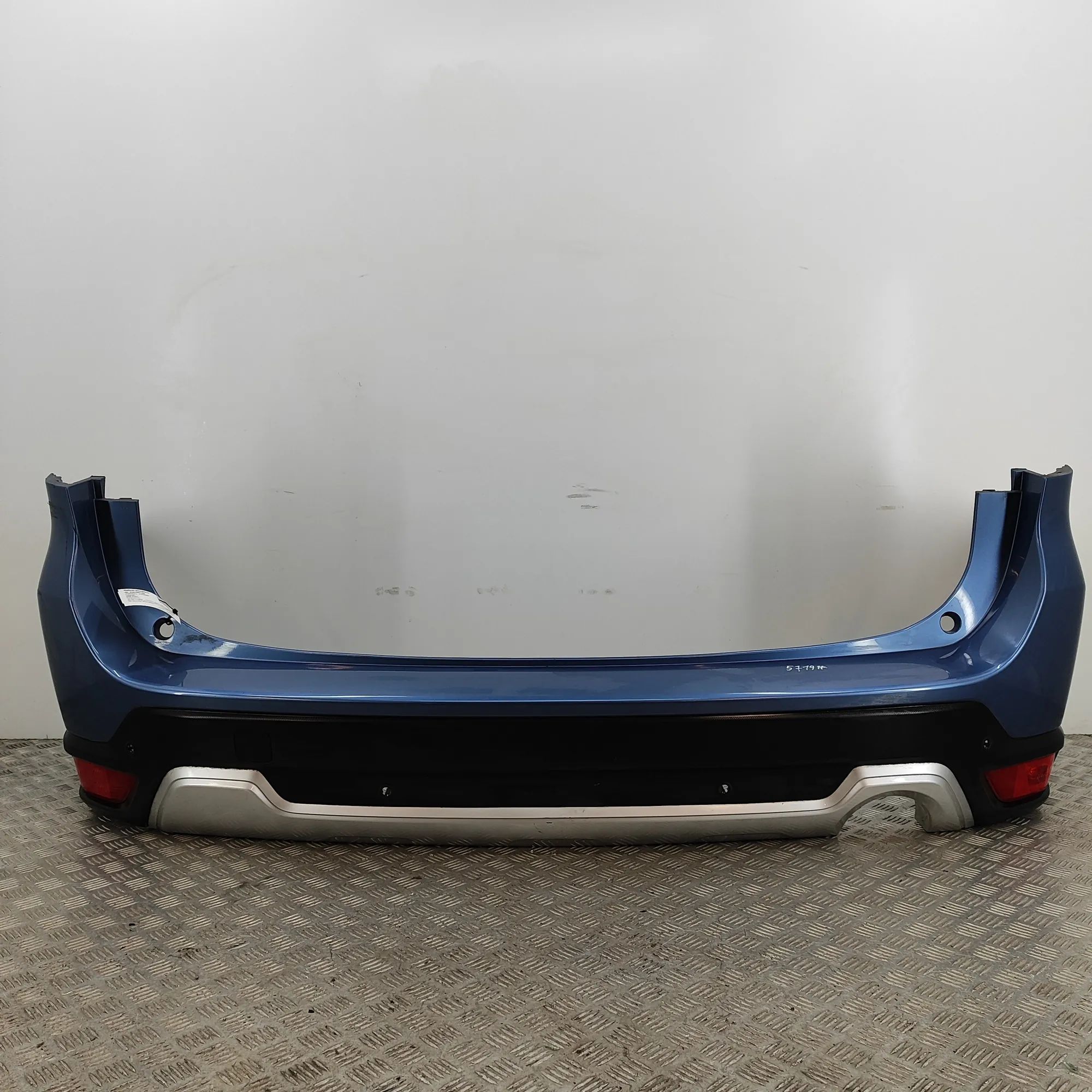 Subaru Forester rear bumper 57704SJ310 Rear Bumper SUBARU FORESTER (V SK_) ...