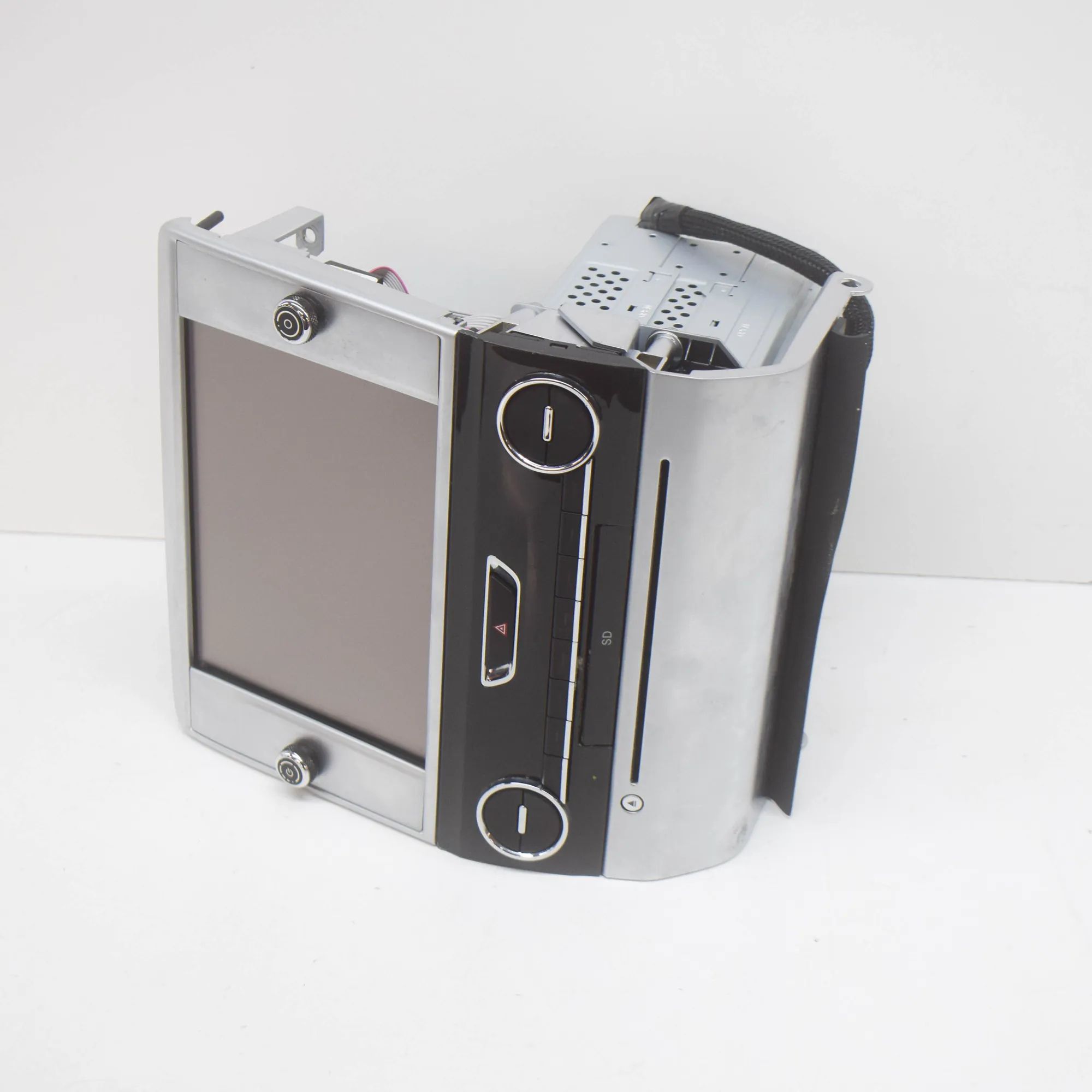 Maserati Quattroporte Music Navi CD Radio Player Head Unit 670007290, 06700084900, 52851653AD, 68212905AA ...