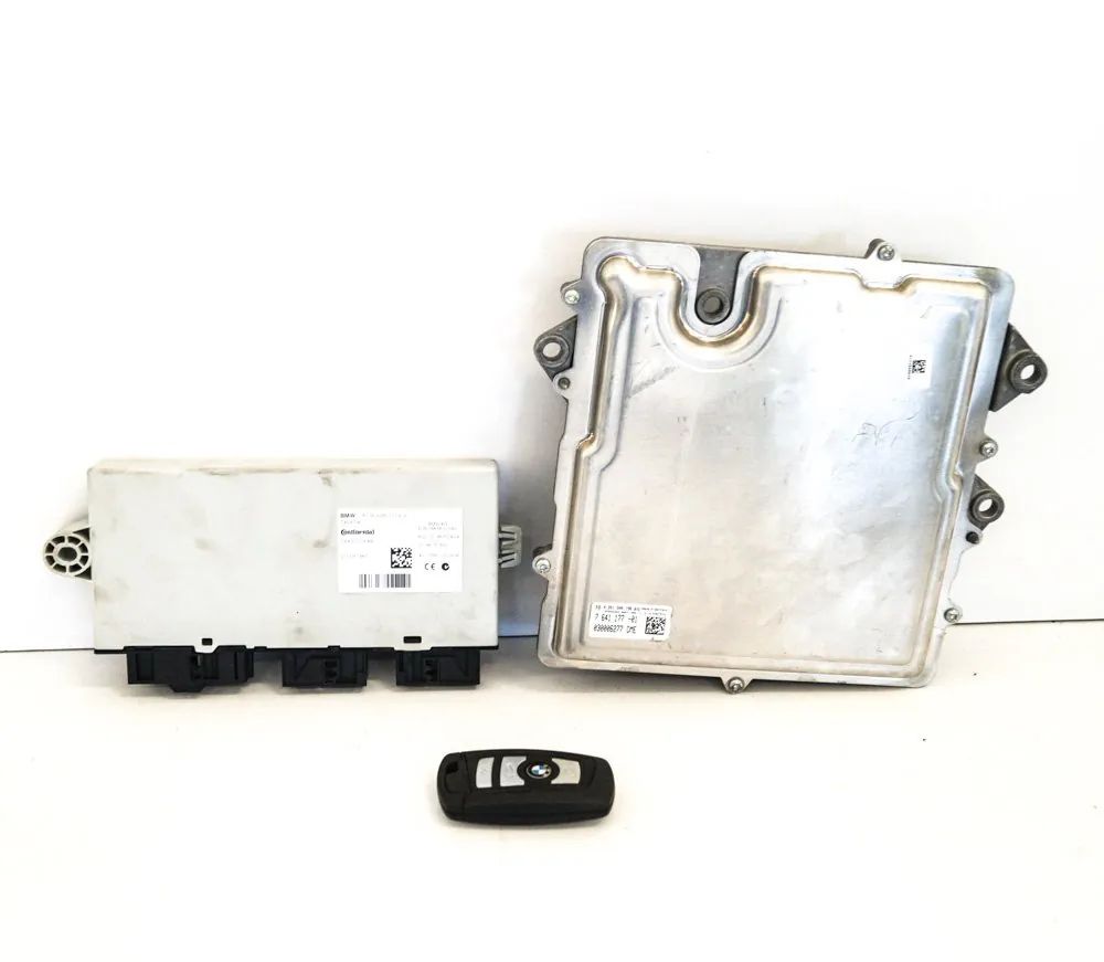BMW 5 (F10 / F11) Engine Ignition ECU Set 76411770261S0819892651115WK50520EBR Engine Igni...