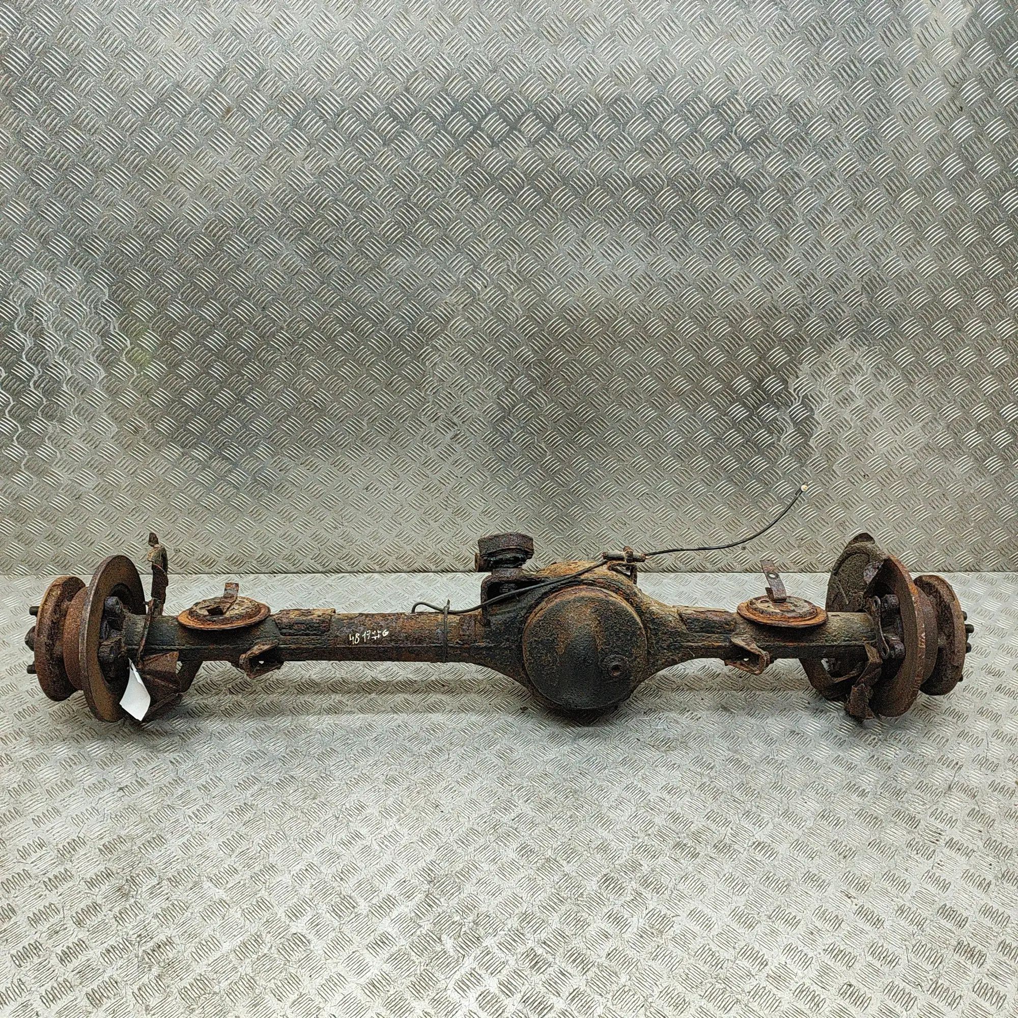 Land Rover Defender Rear Axle XH12-4000-DA, TVK100440 Rear Axle LAND ROVER DE...