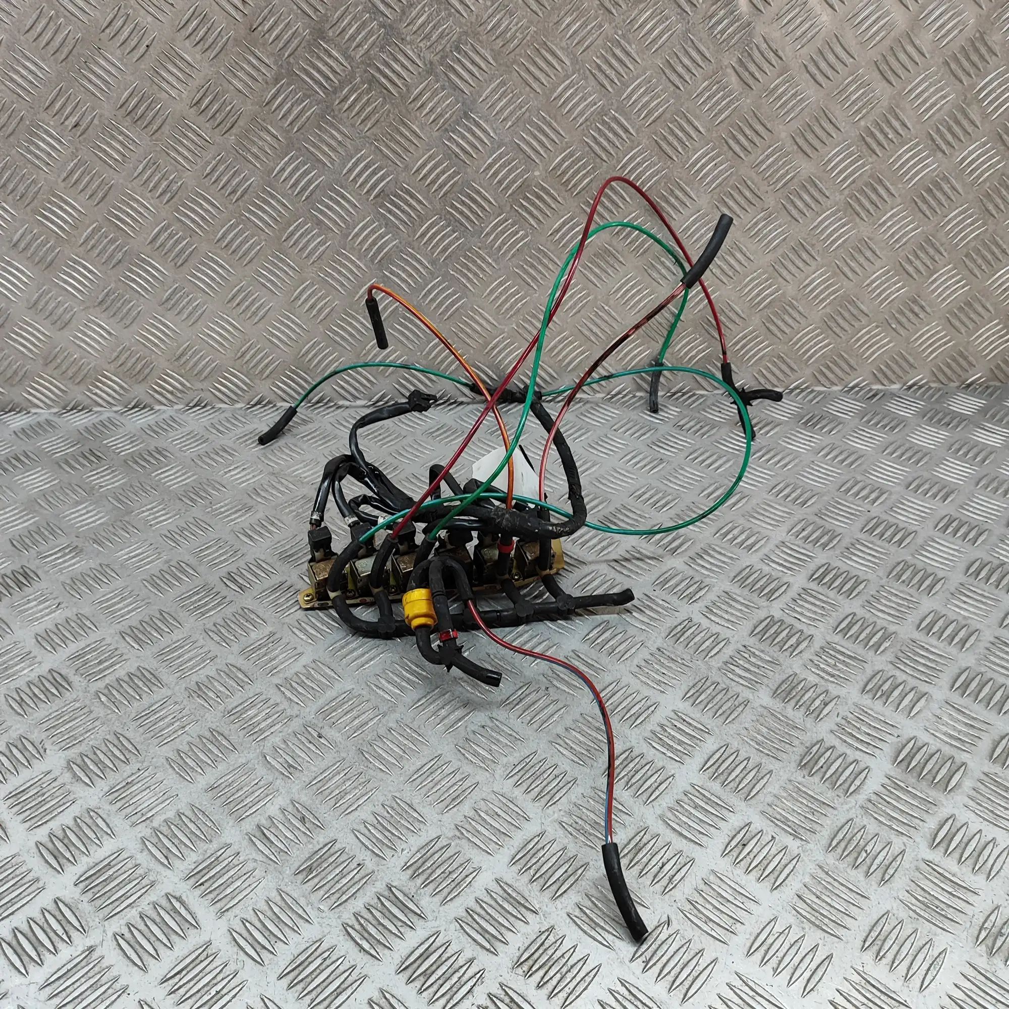 Mercedes-Benz 200 - 300 (W123) Other Control Units A0008000478, A1268050114 Other Control Units ME...