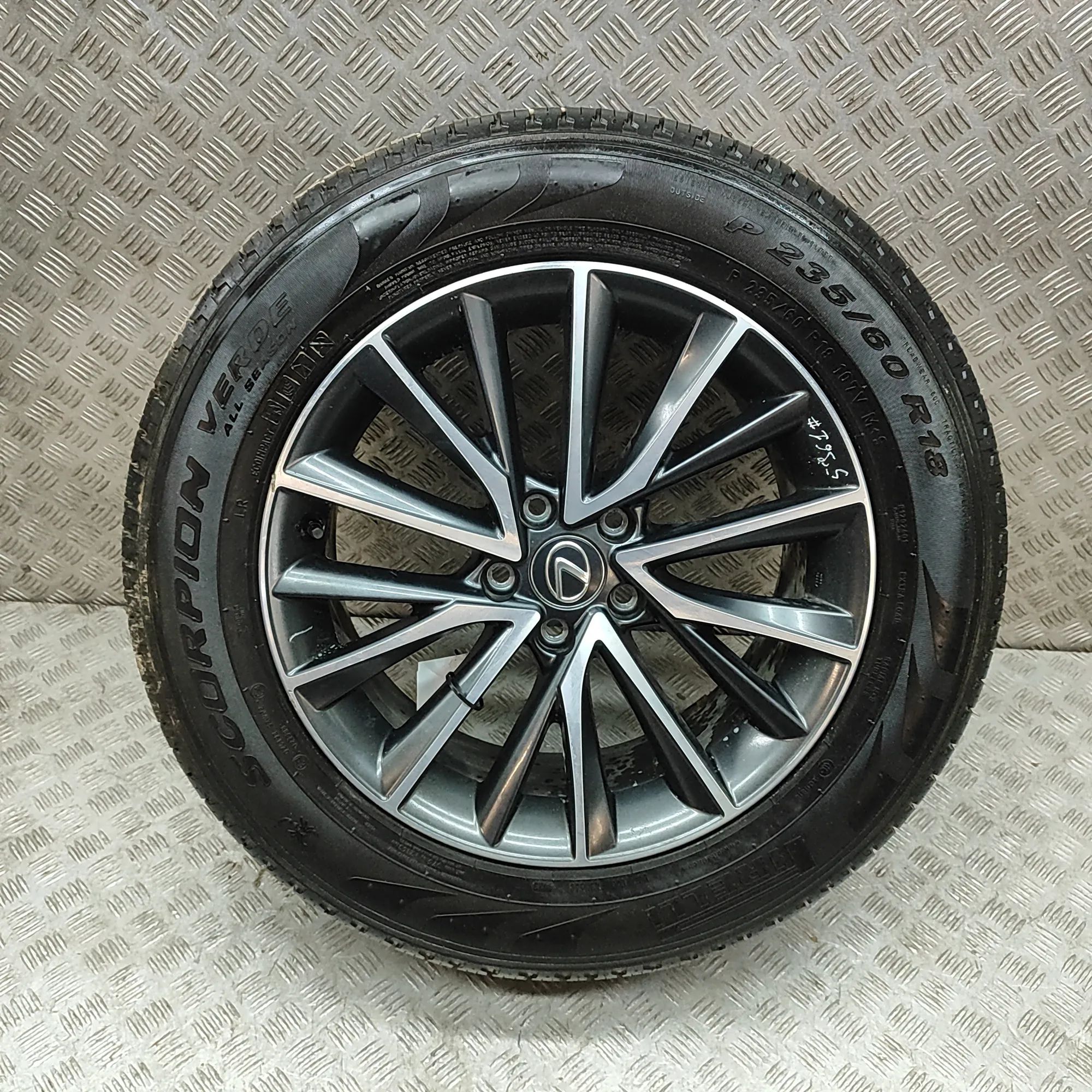 Lexus NX Alloy Wheel 42611-78180 Alloy Wheel LEXUS NX (II _A2_, _H2_...