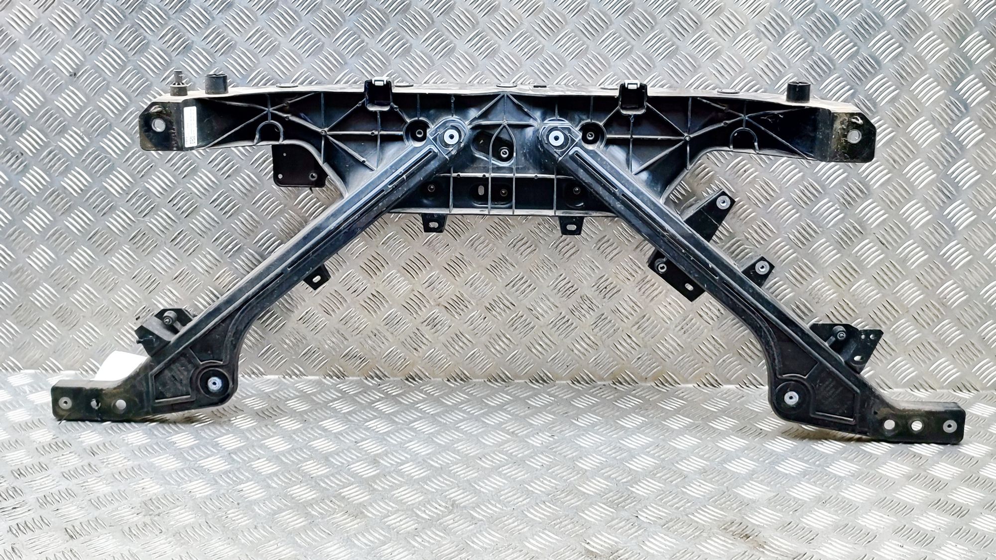 Tesla Model Y Bracket 1660012-99-C, 1660026-00-A Bracket TESLA MODEL ...