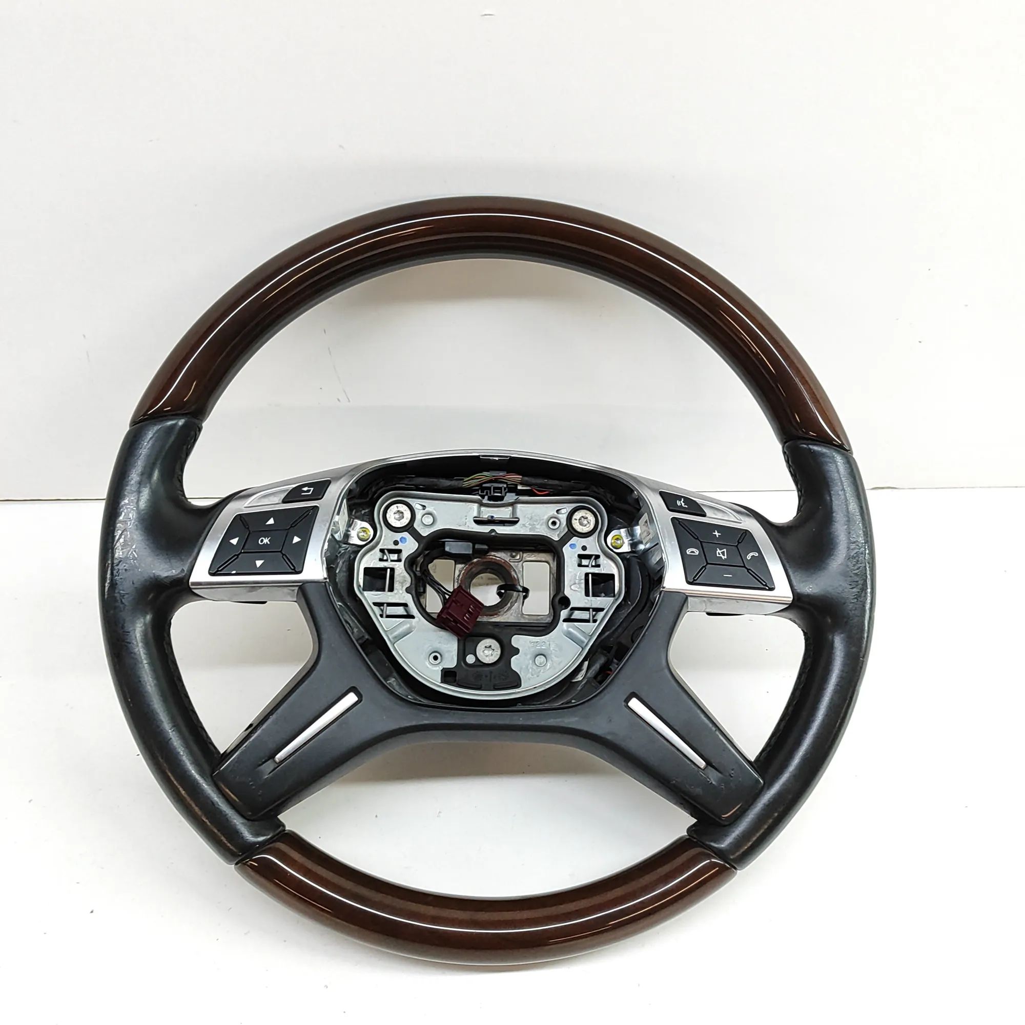 Mercedes-Benz A (W176) steering wheel A1664609403 Steering Wheel MERCEDES-BENZ GL-CLA...