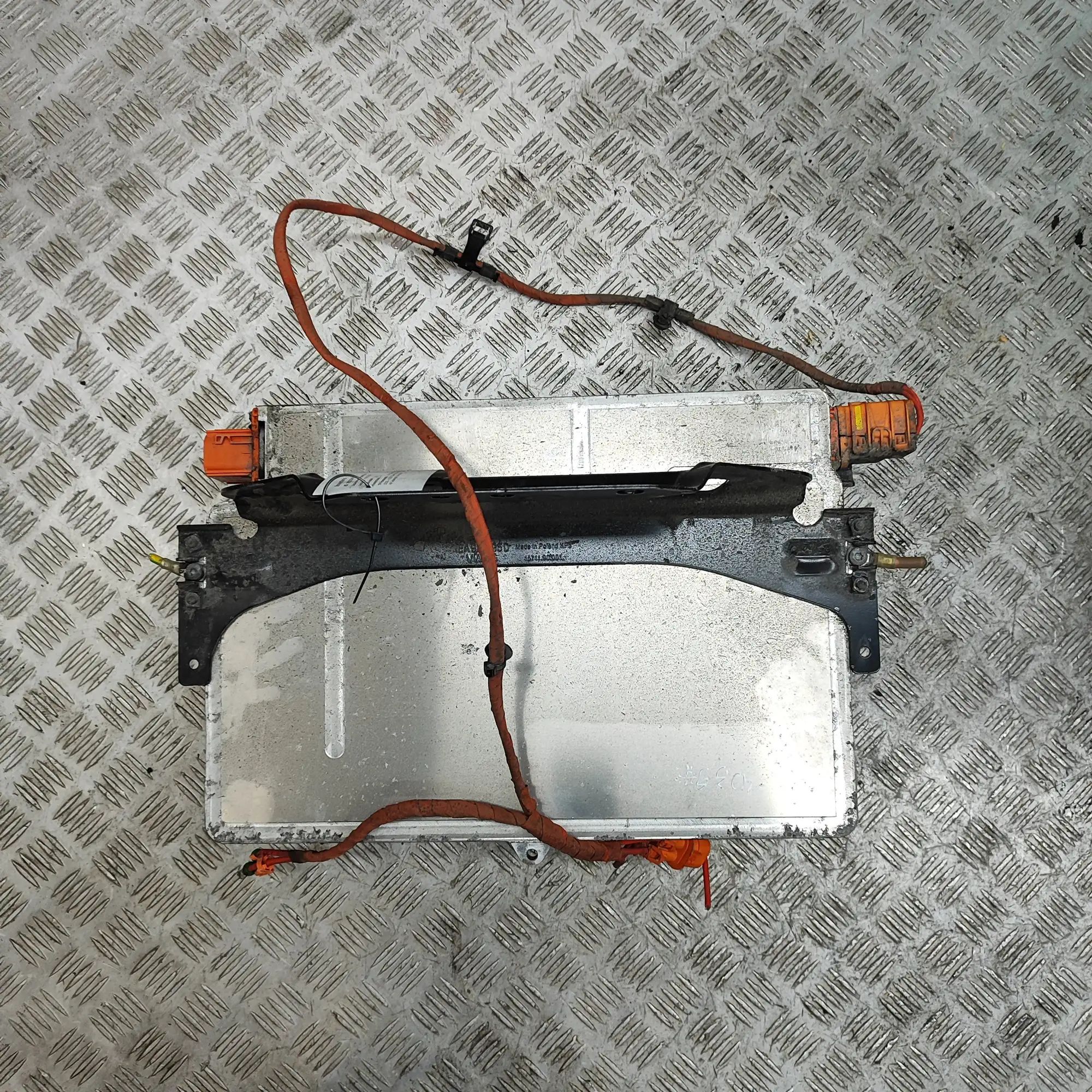 Volkswagen ID.4 Voolukonverter 12v-230v 1EA915684BK, 1EA915684EA Inverter VW ID.4 (E21)...