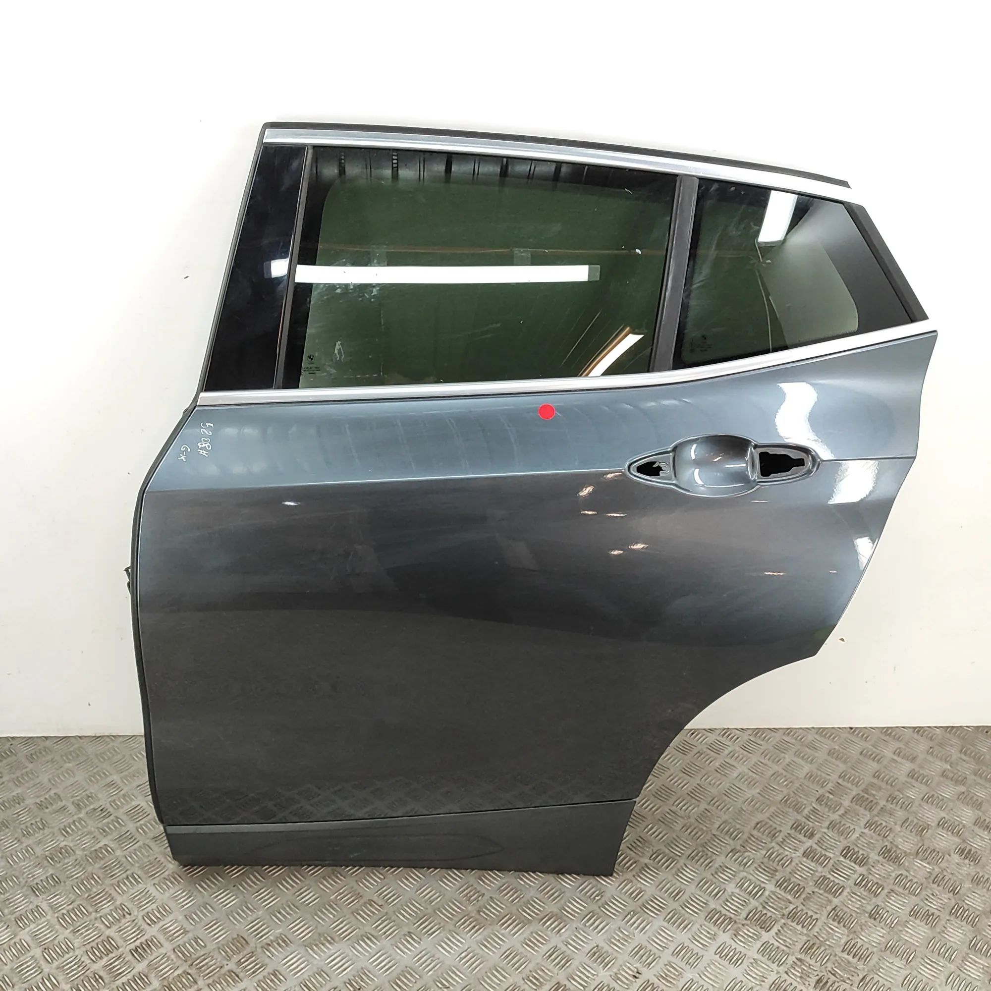 BMW X2 (F39) Rear Left Door 8491729 Rear Left Door BMW X2 (F39) (2018-...)
...