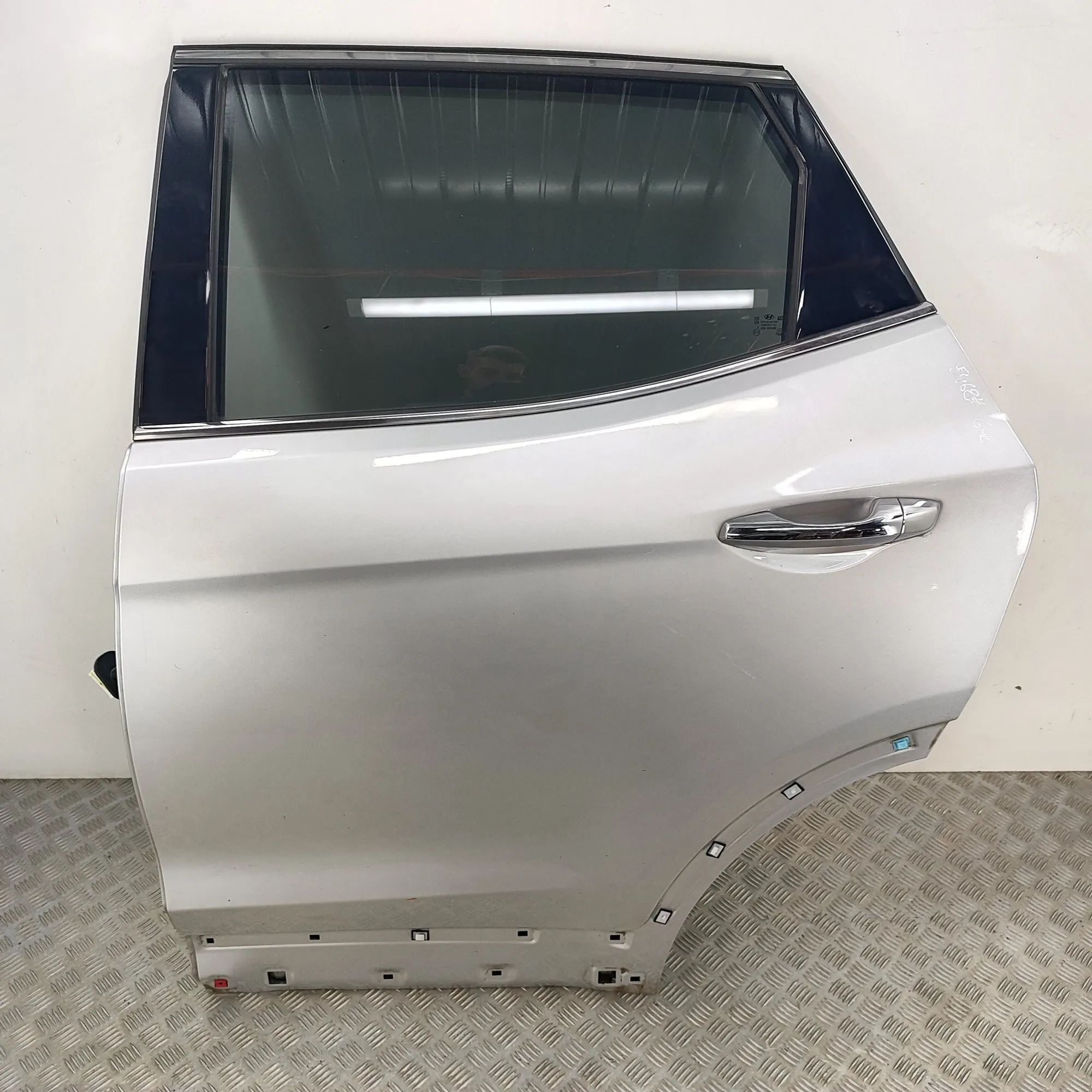 Hyundai Santa Fe Rear Left Door 77003-2W000 Rear Left Door HYUNDAI SANTA (FÉ II...