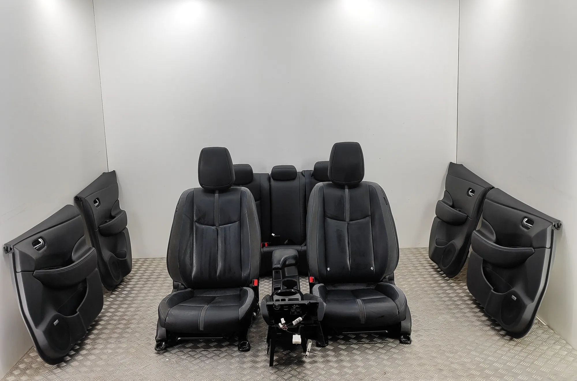 Nissan Leaf Interior Seats W/ Door Cards Kit 82923-5SH0A, 80922-3NL0A, 80923-3NL0A, 96993-5S...