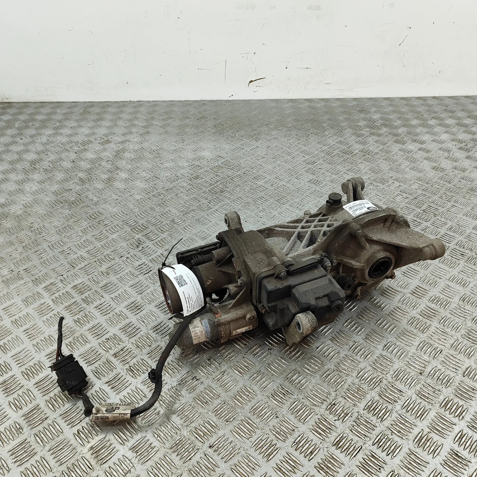 Land Rover Range Rover Evoque tagadiferentsiaal HJ32-4N053-BA Rear Differential LAND ROVER RANG...