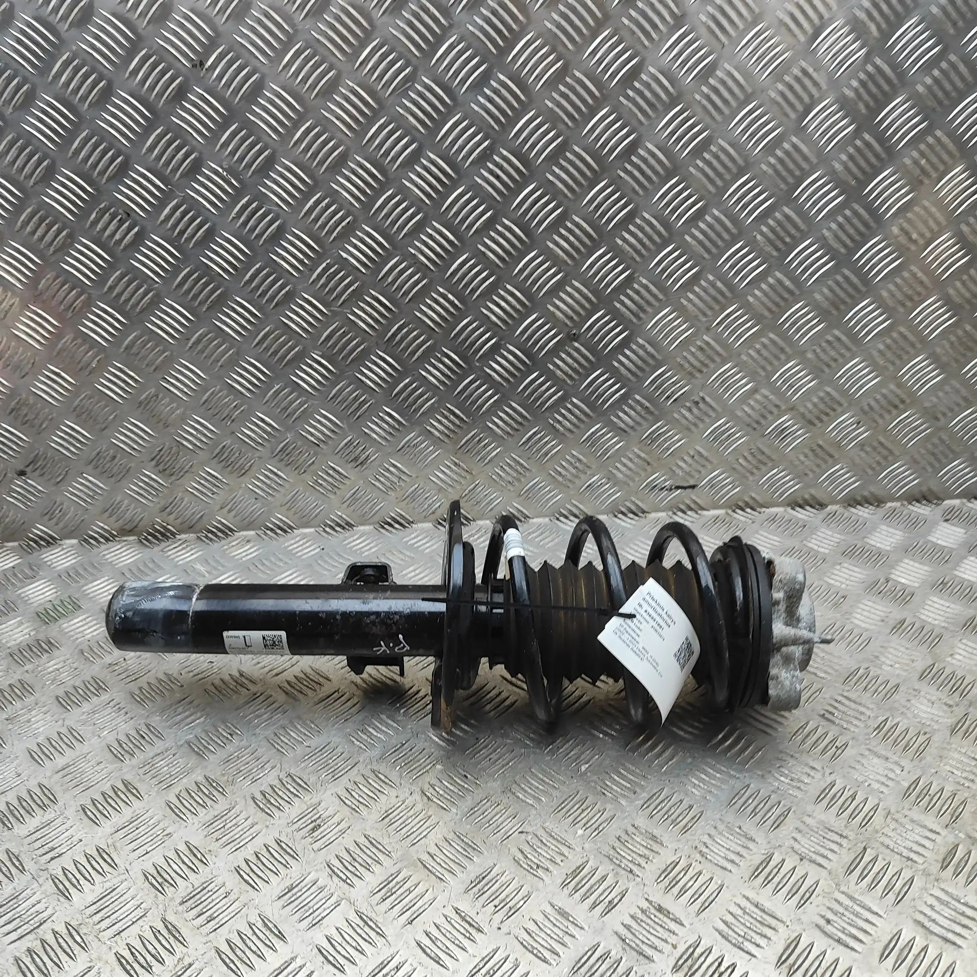 BMW i4 (G26) Front Left Shock Absorber 5A04C37 Front Left Shock Absorber BMW I4 (G26) ...