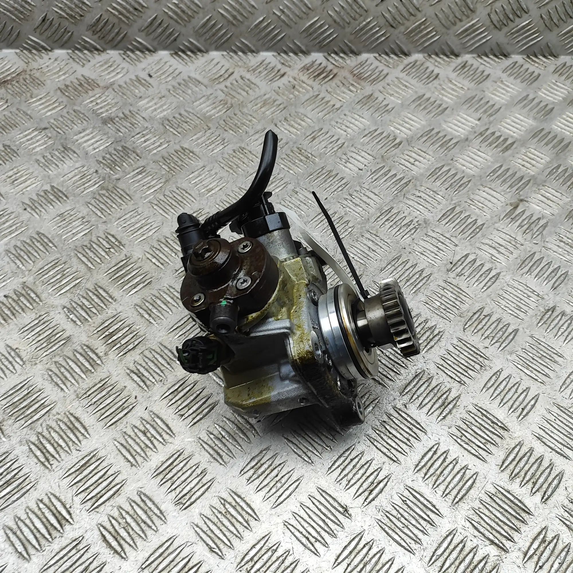 Land Rover Range Rover (L405) kütusepump 0445010627, AL3Q-9B395-EC Fuel Pump LAND ROVER ...