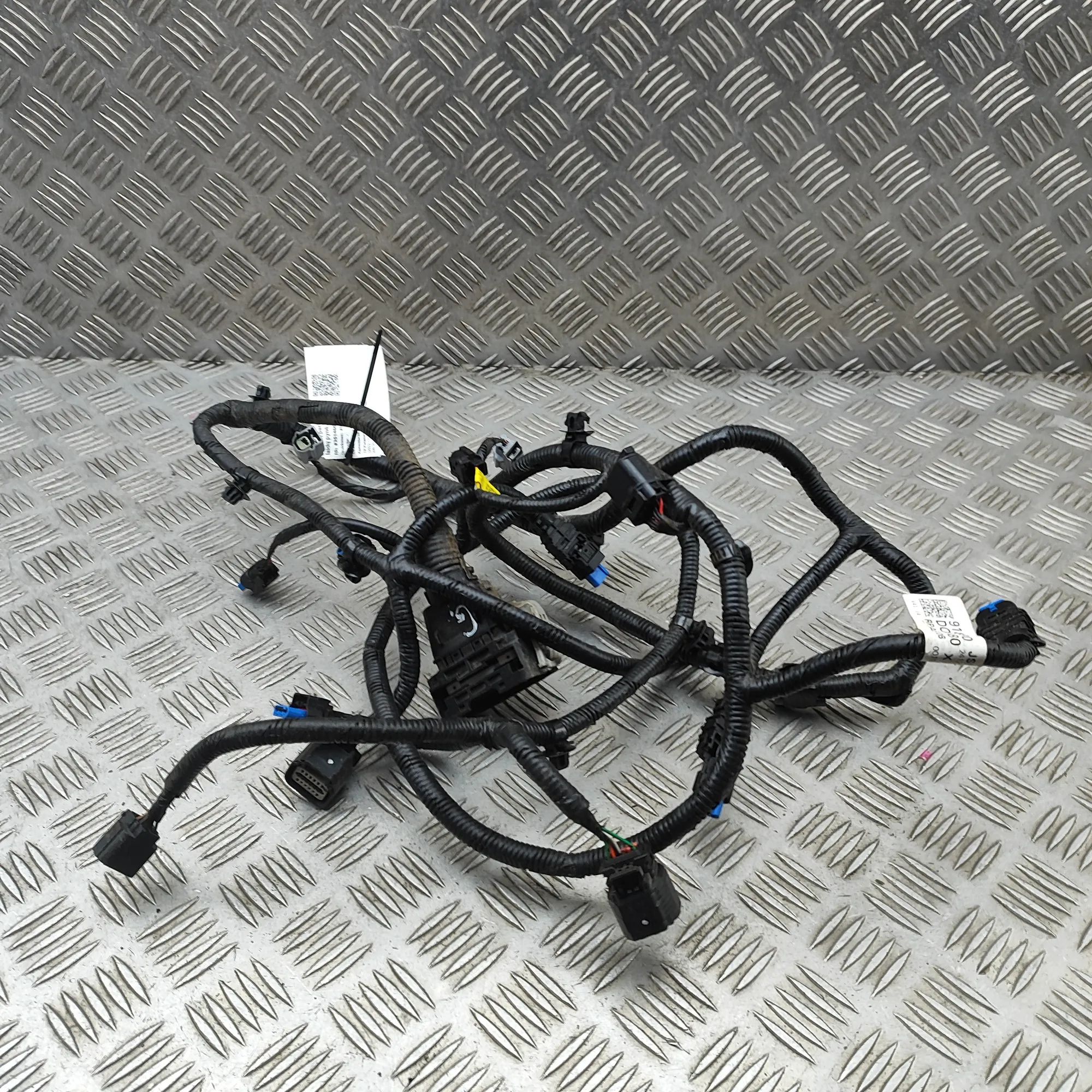 Kia EV9  Rear Parking Sensor Wiring Loom 91880-DO180 Rear Parking Sensor Wiring Loom KIA...