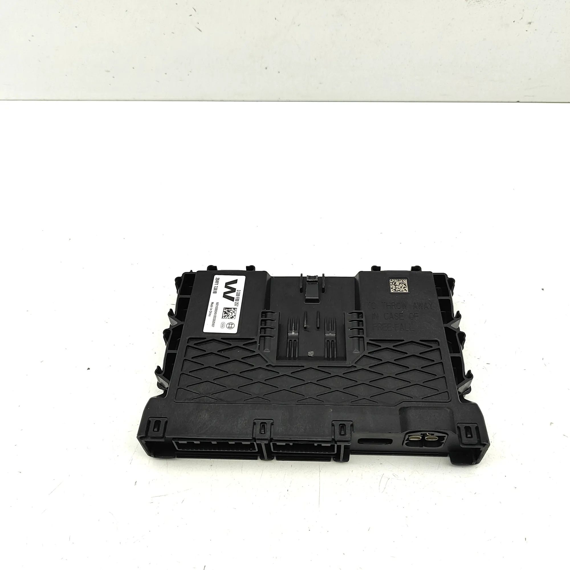 Nissan Ariya Gateway Control Unit 3330F00257, 284Y1-7JA1B Gateway Control Unit NI...