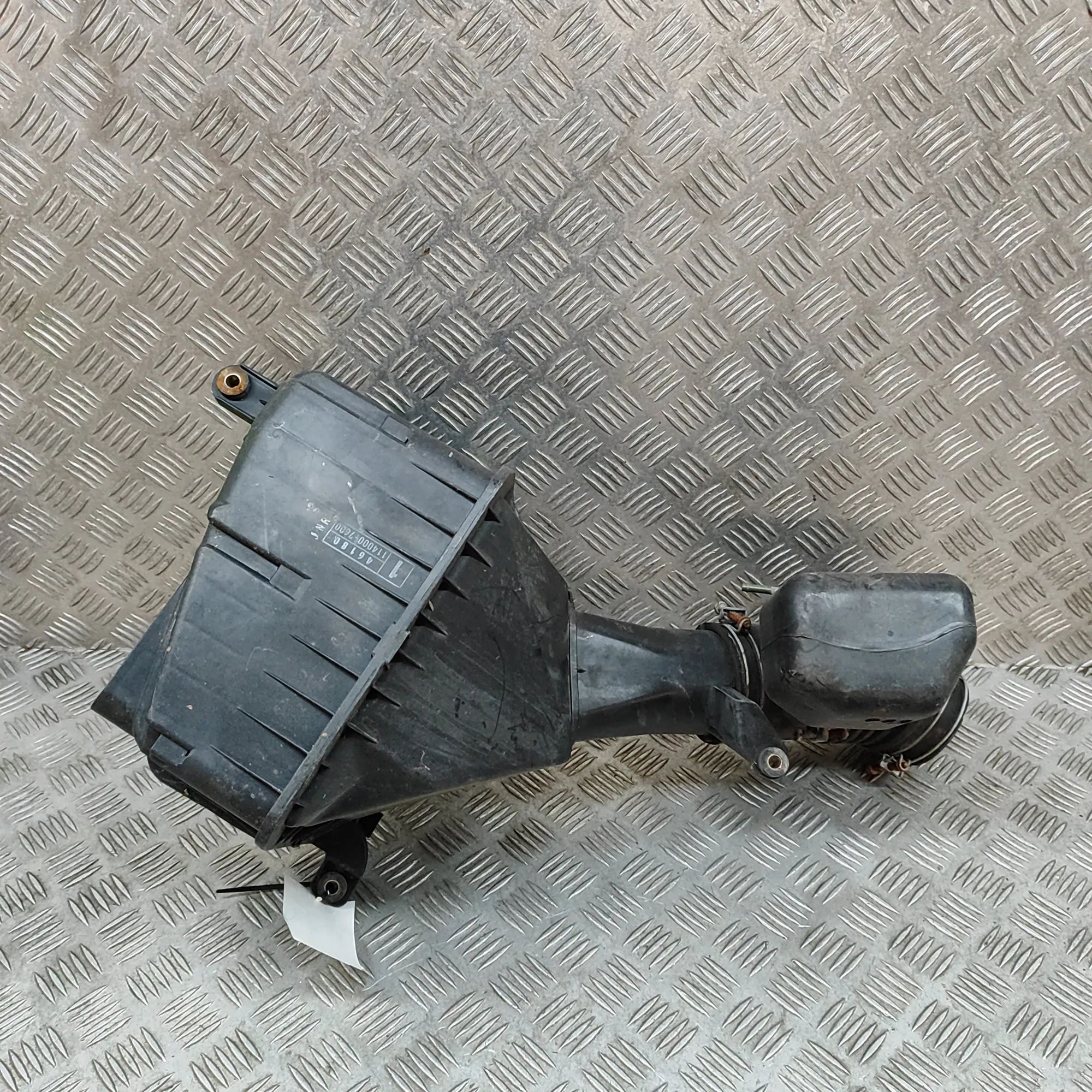 Toyota Supra Õhufiltri korpus (2.5) 17893-46060, 17881-46170, 114000-7600 Air Filte...