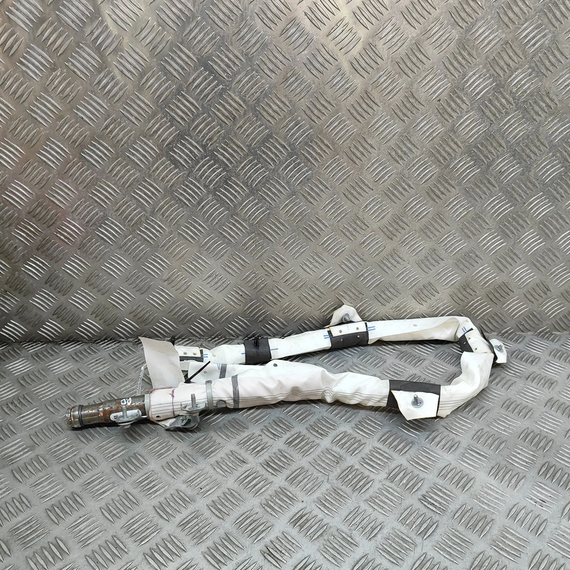Tesla Model X Right Side Roof Safety Curtain SRS 1036759-00-G Right Side Roof Safety Curtain SRS...