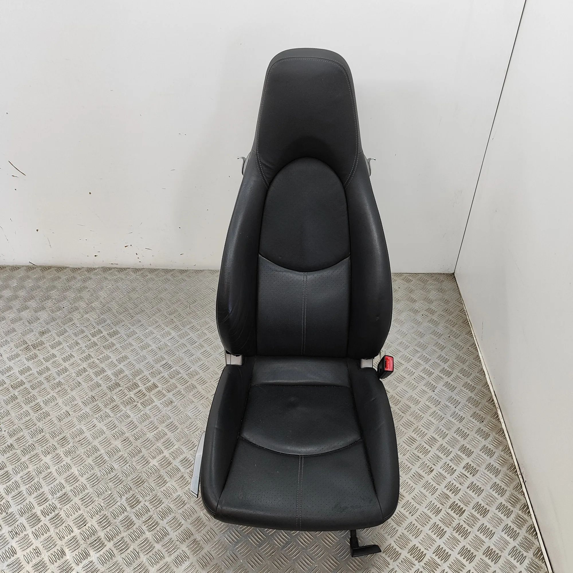Porsche Boxster (987) Front Right Seat 98752130404 Front Right Seat PORSCHE BOXSTER (9...