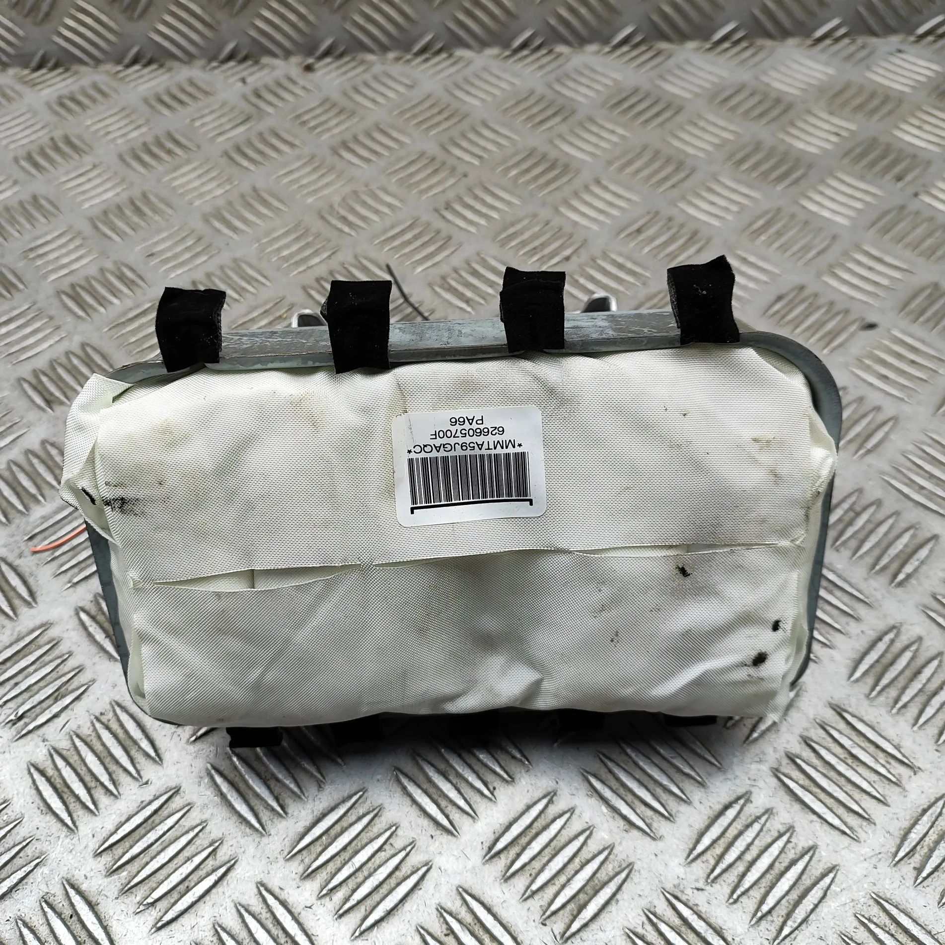 Ford Ranger Dashboard Safety Bag SRS EB3B-41044H30-AD Dashboard Safety Bag SRS FORD ...