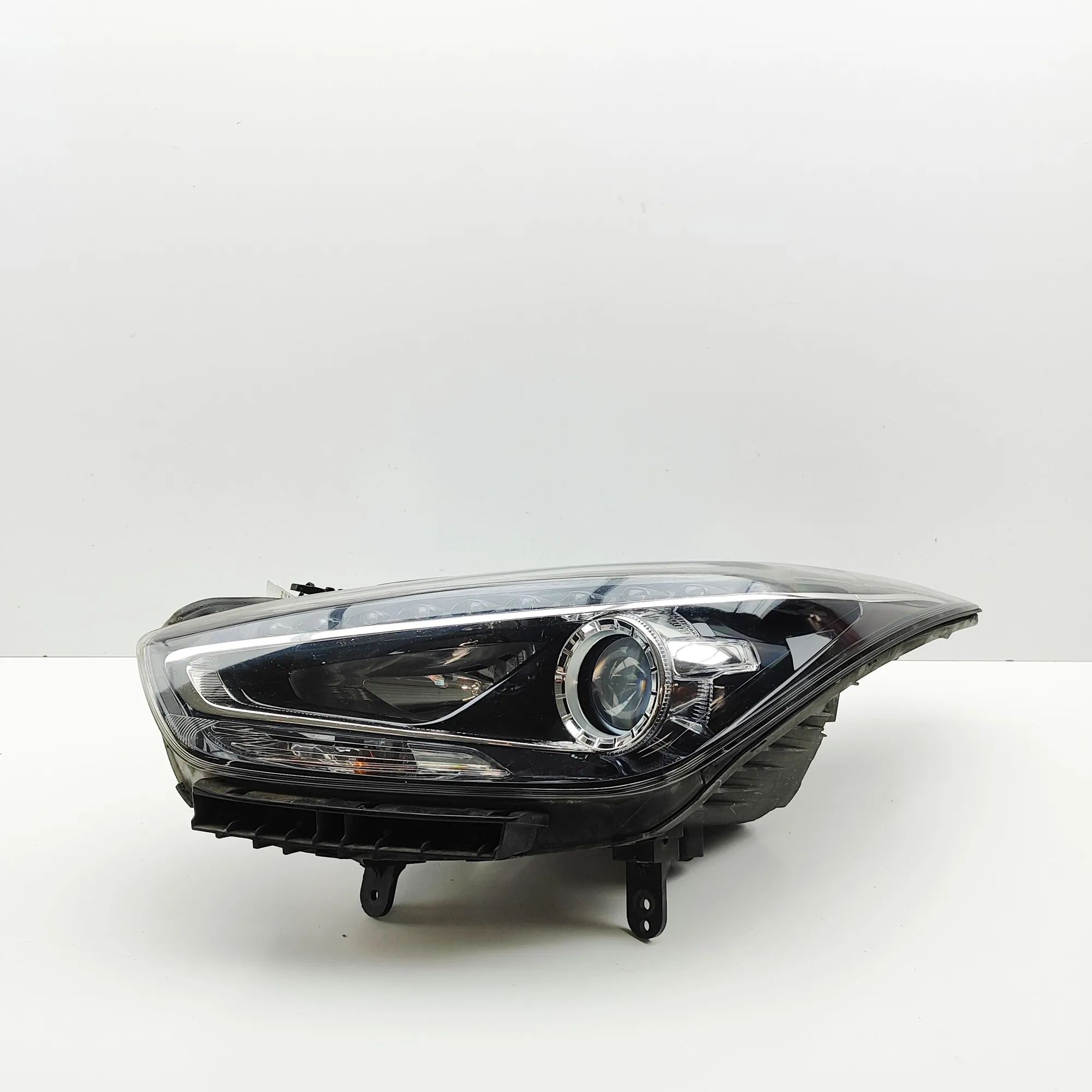 Hyundai i40 Front Left Headlight 92101-3Z560 Front Left Headlight HYUNDAI I40 (V...