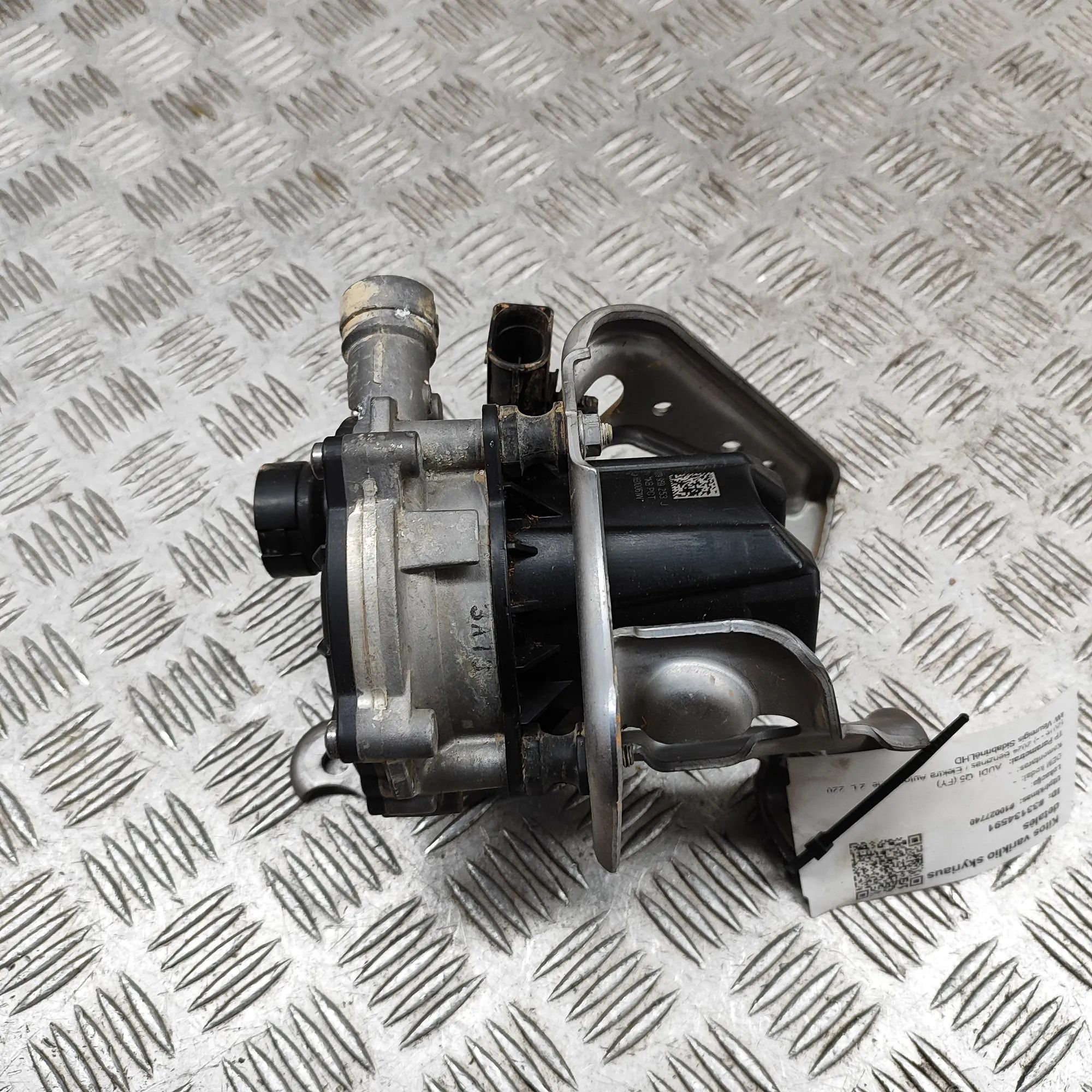 Audi Q5 (FY) Air pump 06L959231A Air Pump AUDI Q5 (FY) (2016-...)

Pa...
