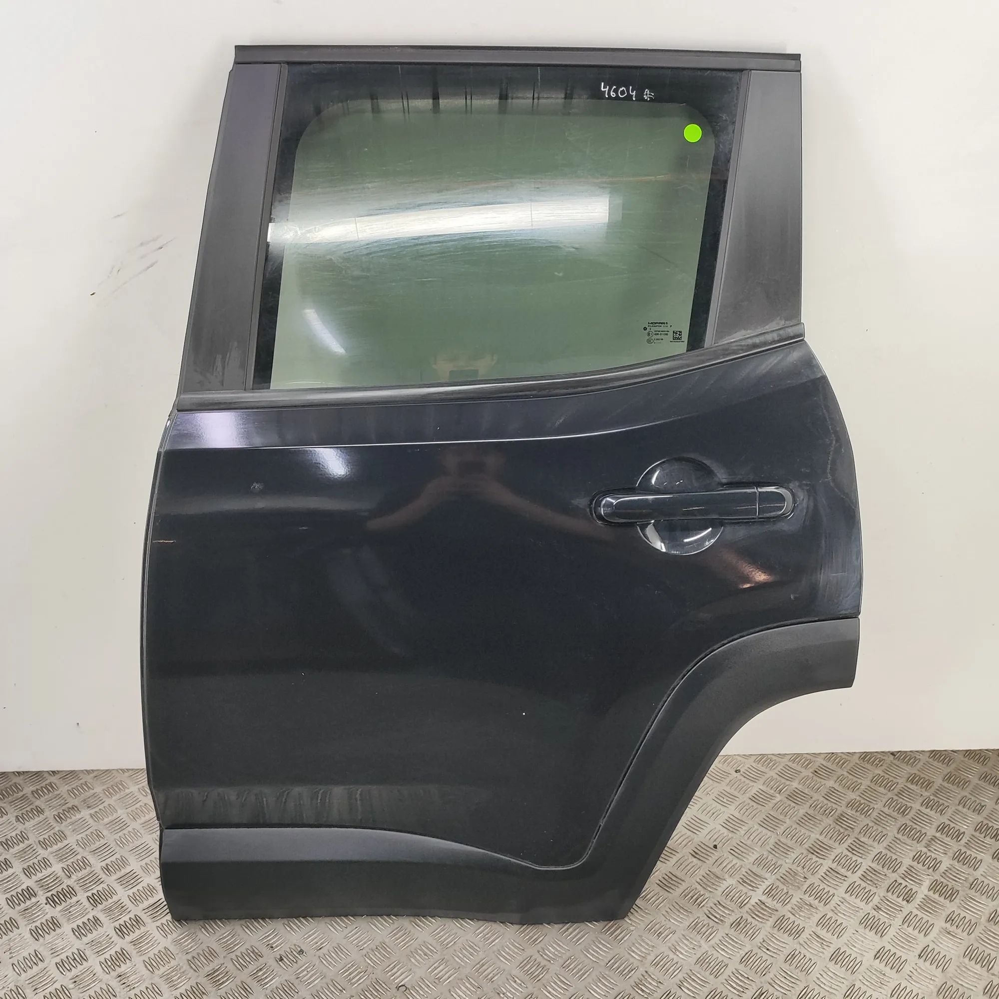Jeep Renegade Rear Left Door 68263-193AA, C46793-100 Rear Left Door JEEP REN...