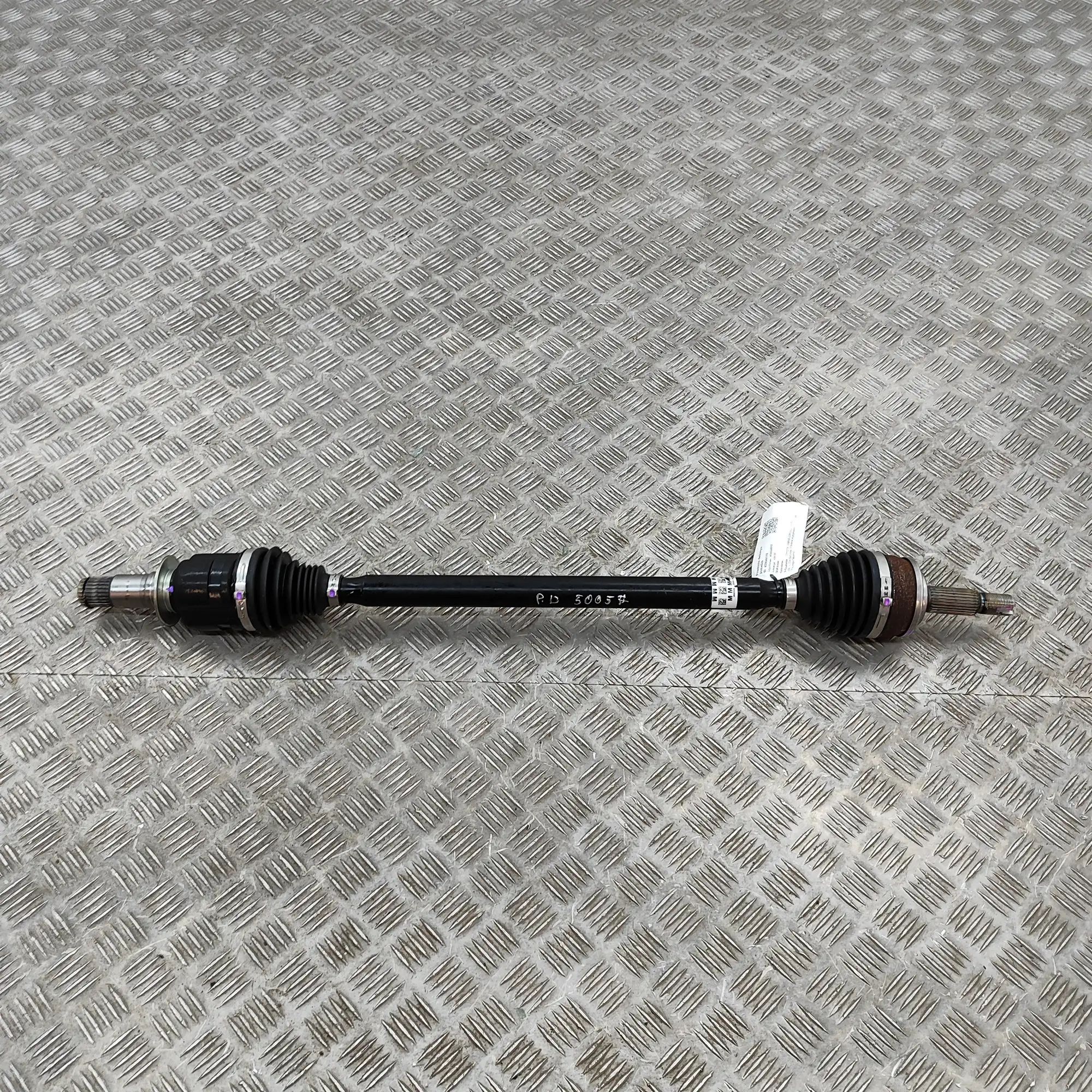 Toyota Yaris Front Right Driveshaft 43410-0D820 Front Right Driveshaft TOYOTA YARIS...