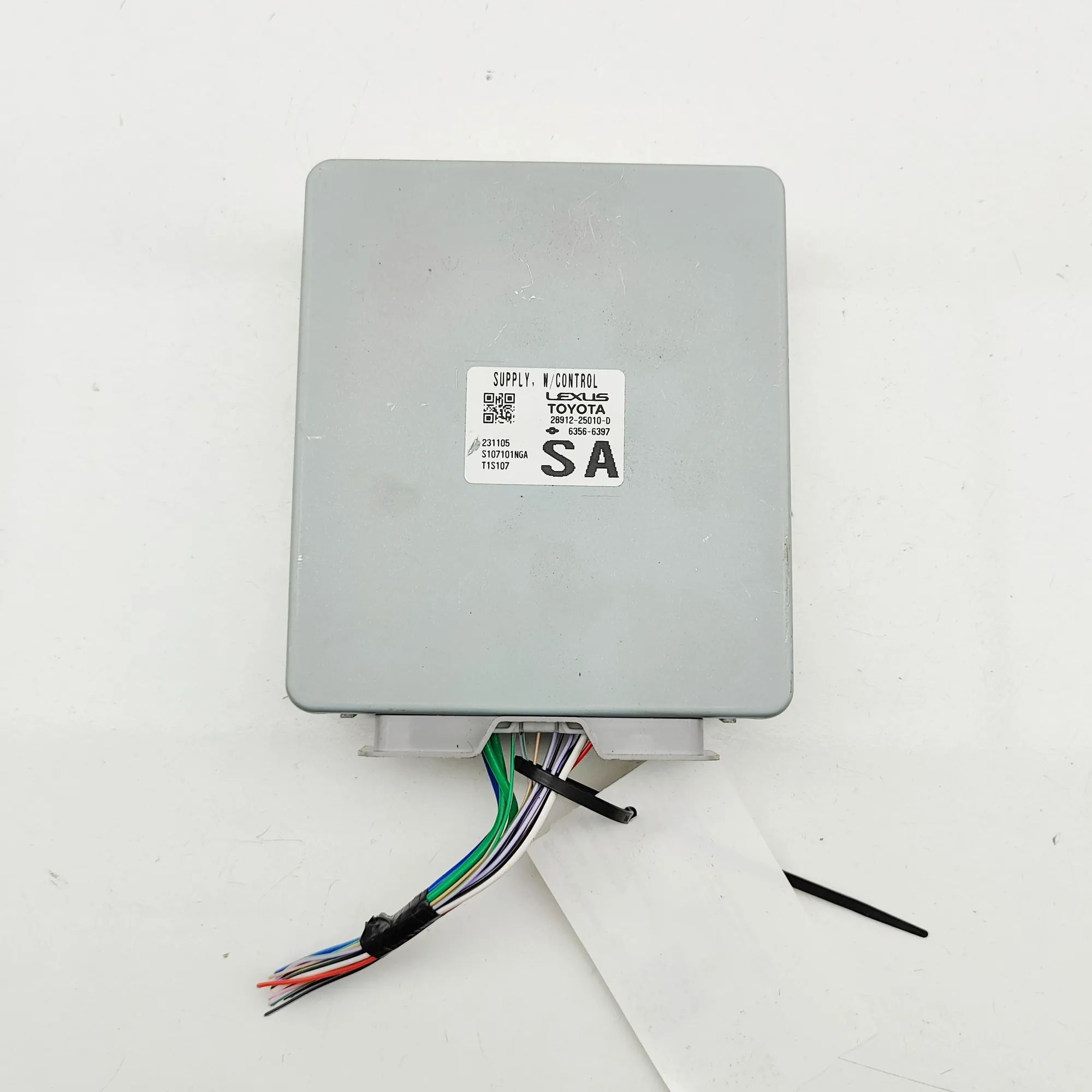 Lexus NX Power Distribution Unit 6356-6397, 28912-25010-D Power Distribution Uni...