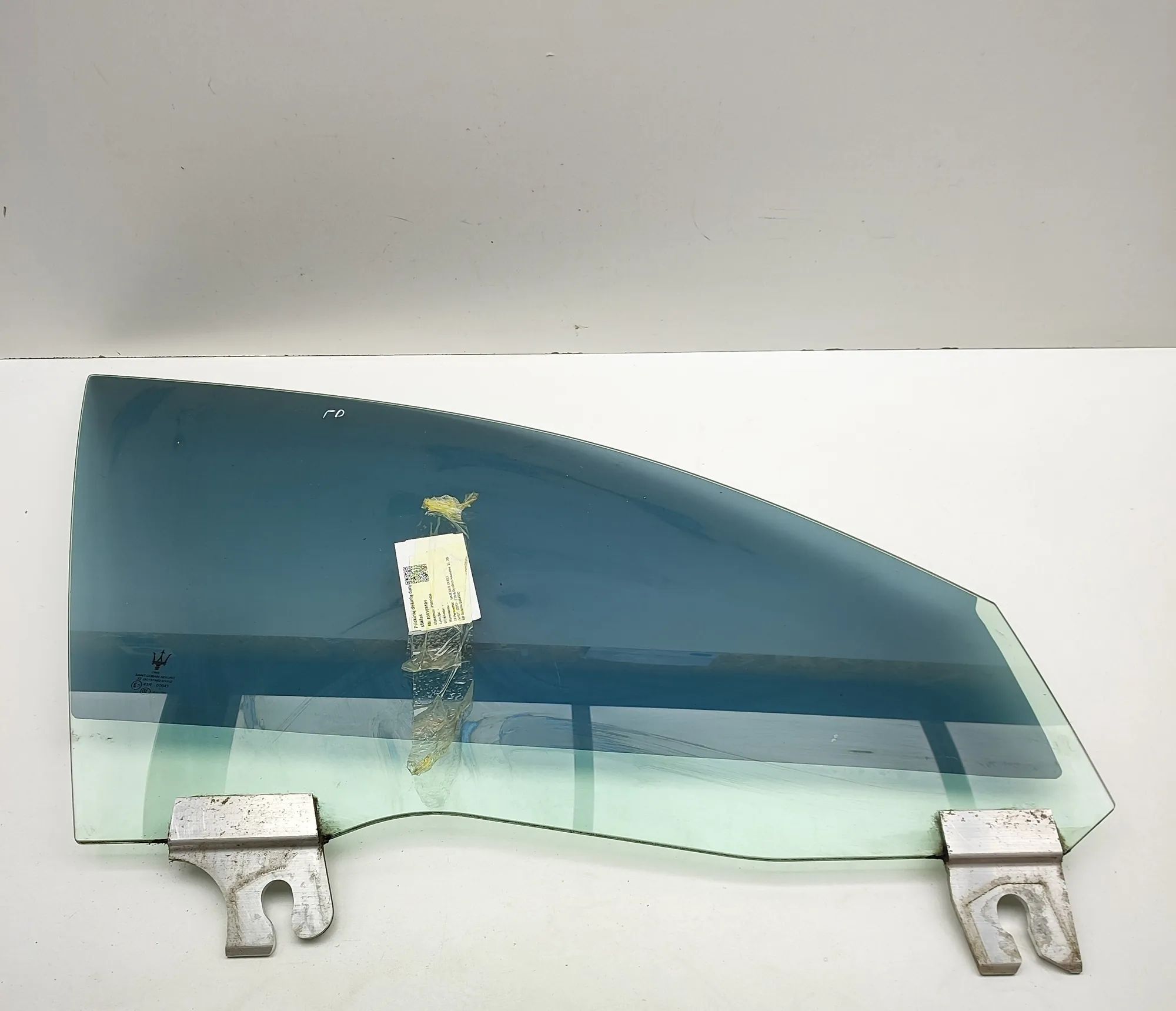 Maserati Ghibli Front Right Door Window 670038127 Front Right Door Window MASERATI GHIB...